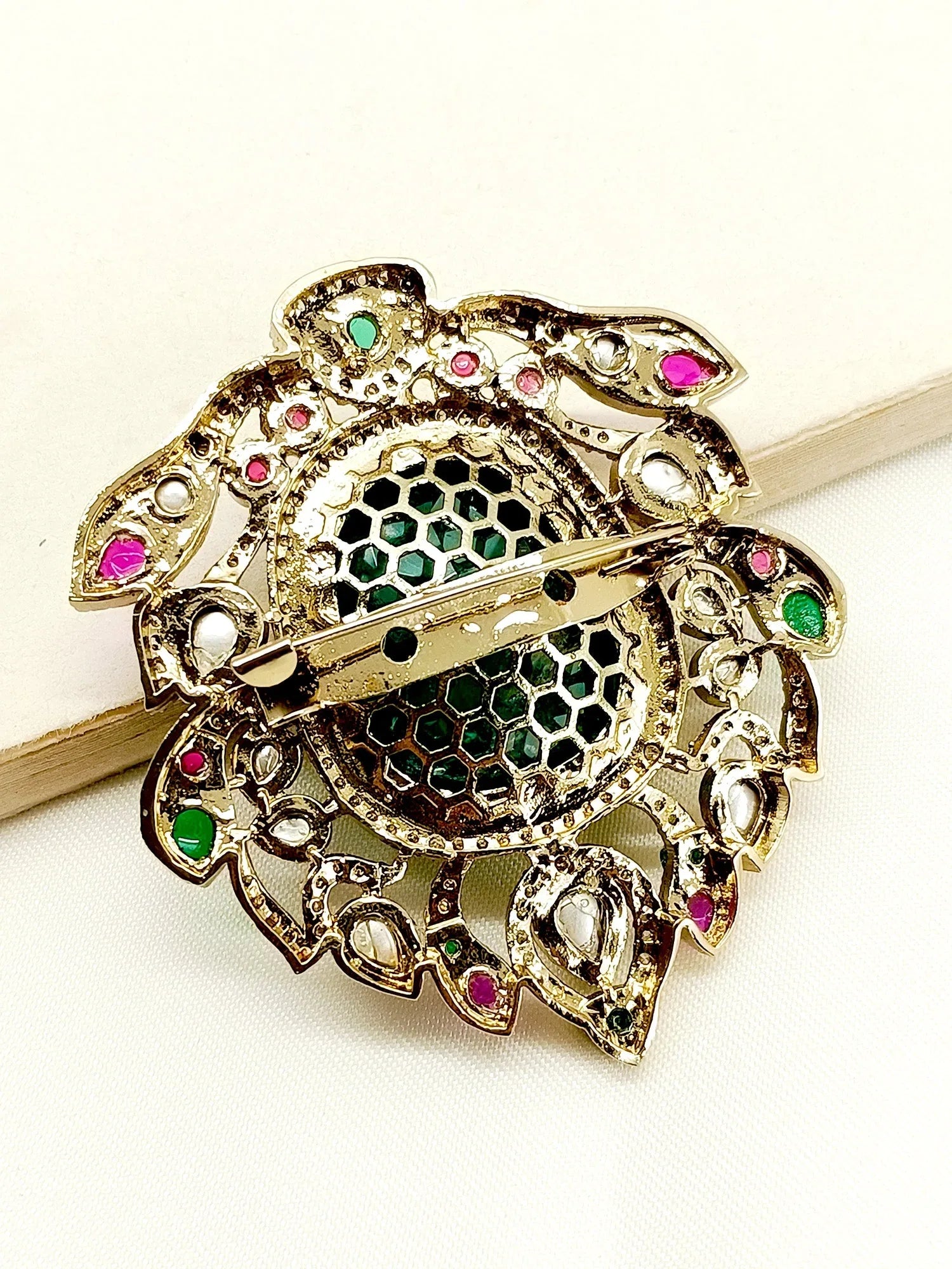 Naksh Green Men's Brooch