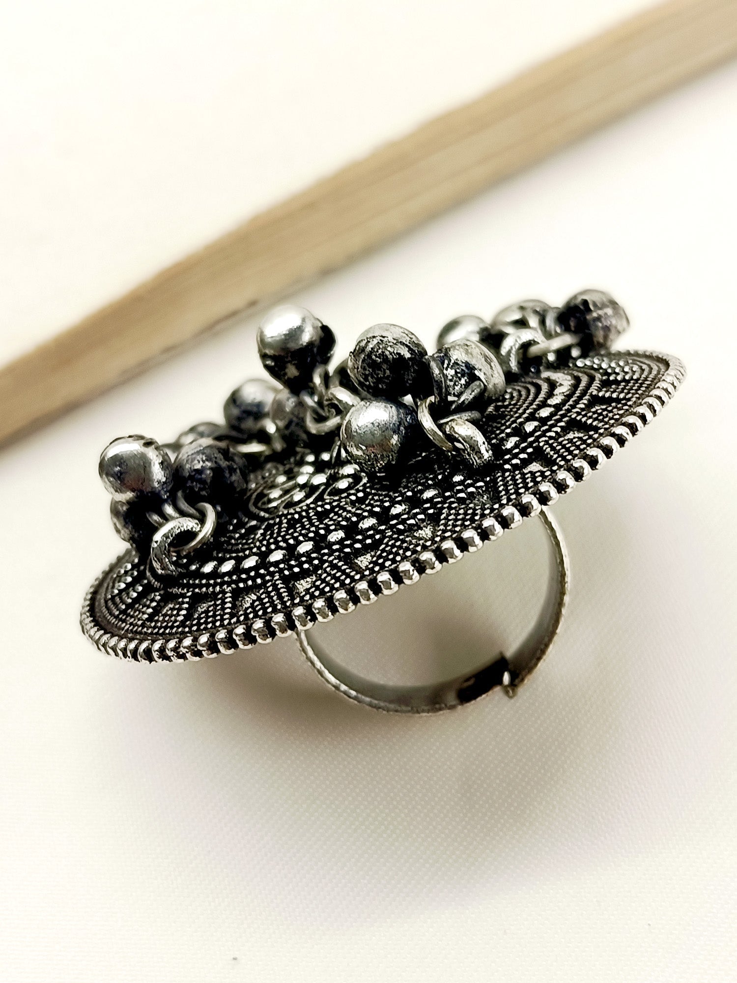 Alfaya Plain Oxidized Finger Ring - qivii