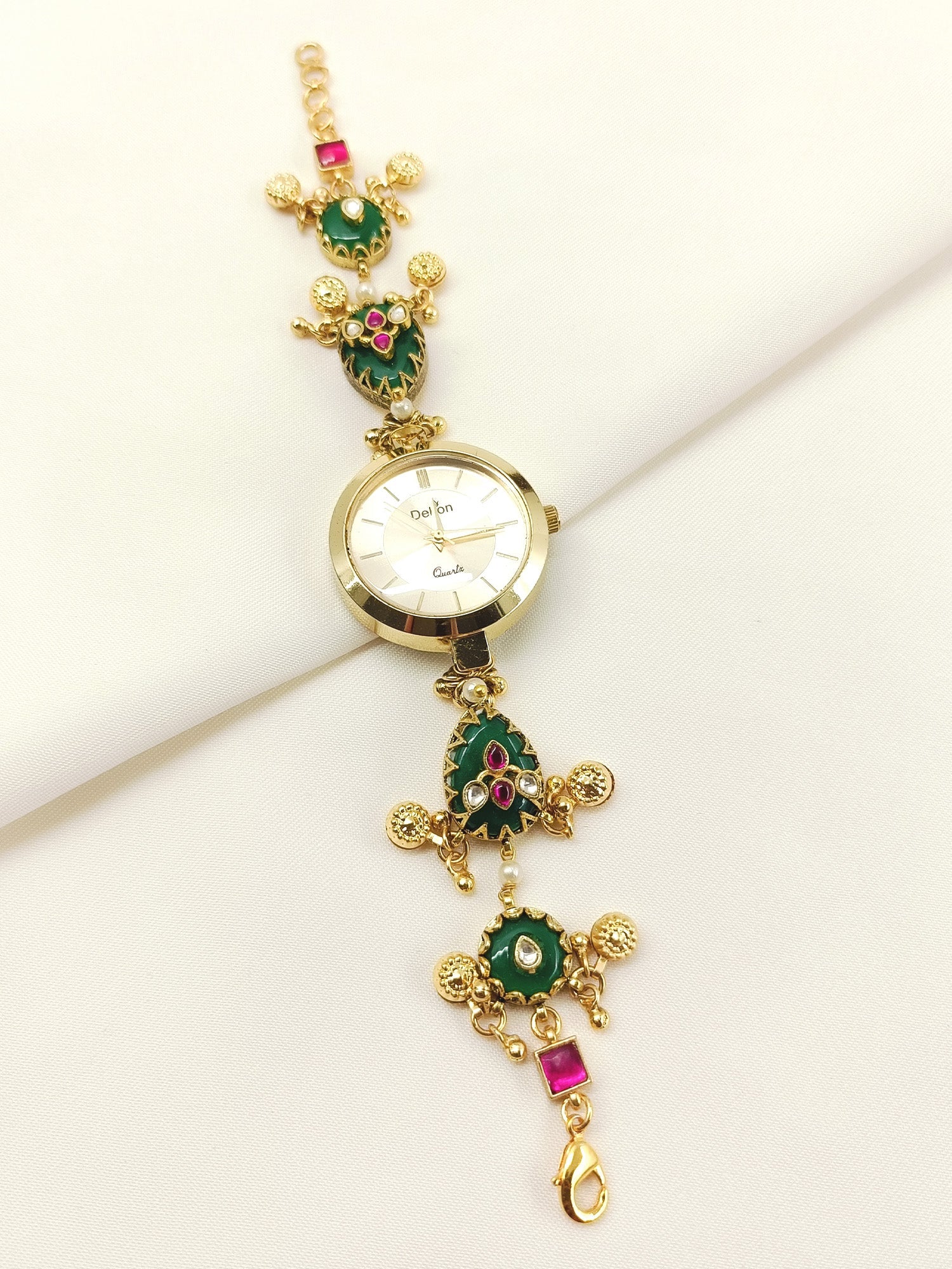 Shreya's Paachi Kundan Watch