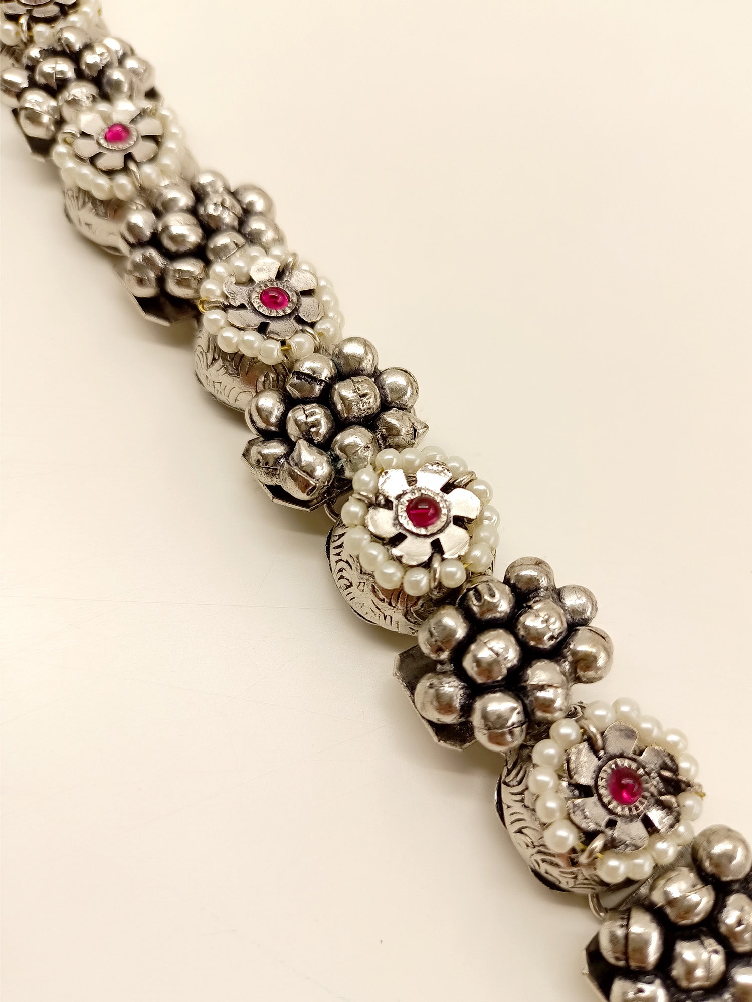 Bhuvika Majenta Oxidized Bracelet - qivii