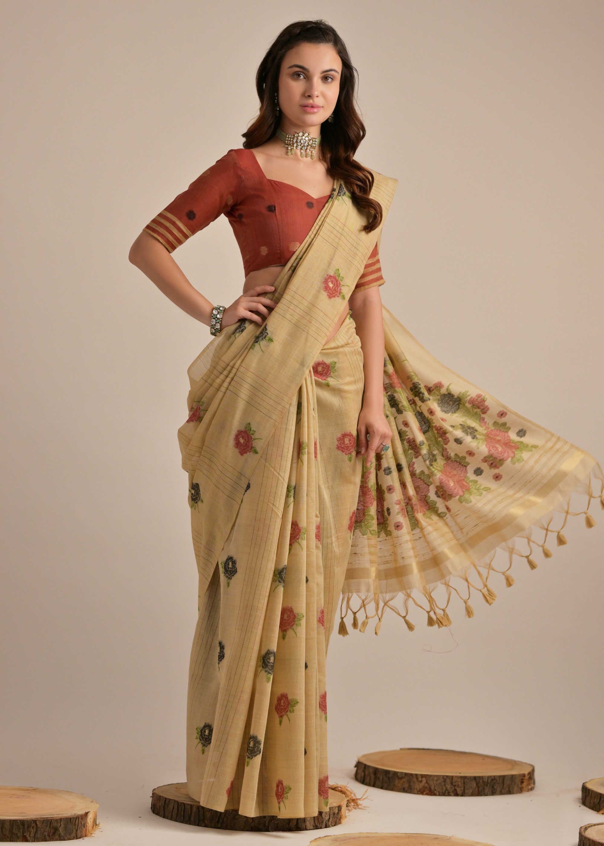 Pale Brown Thread Woven Cotton Saree With Contrast Blouse - qivii