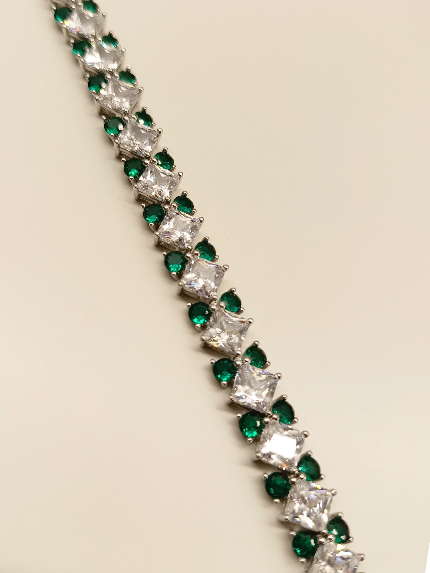 Fluid Emerald American Diamond Bracelet - qivii