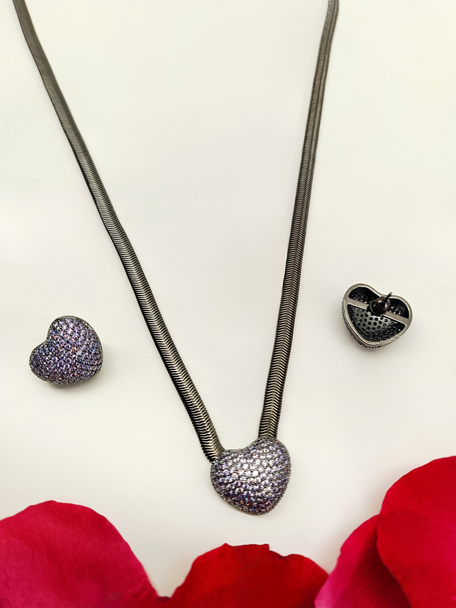 Zia Lavender Heart Shape Victorian Pendant Set - qivii