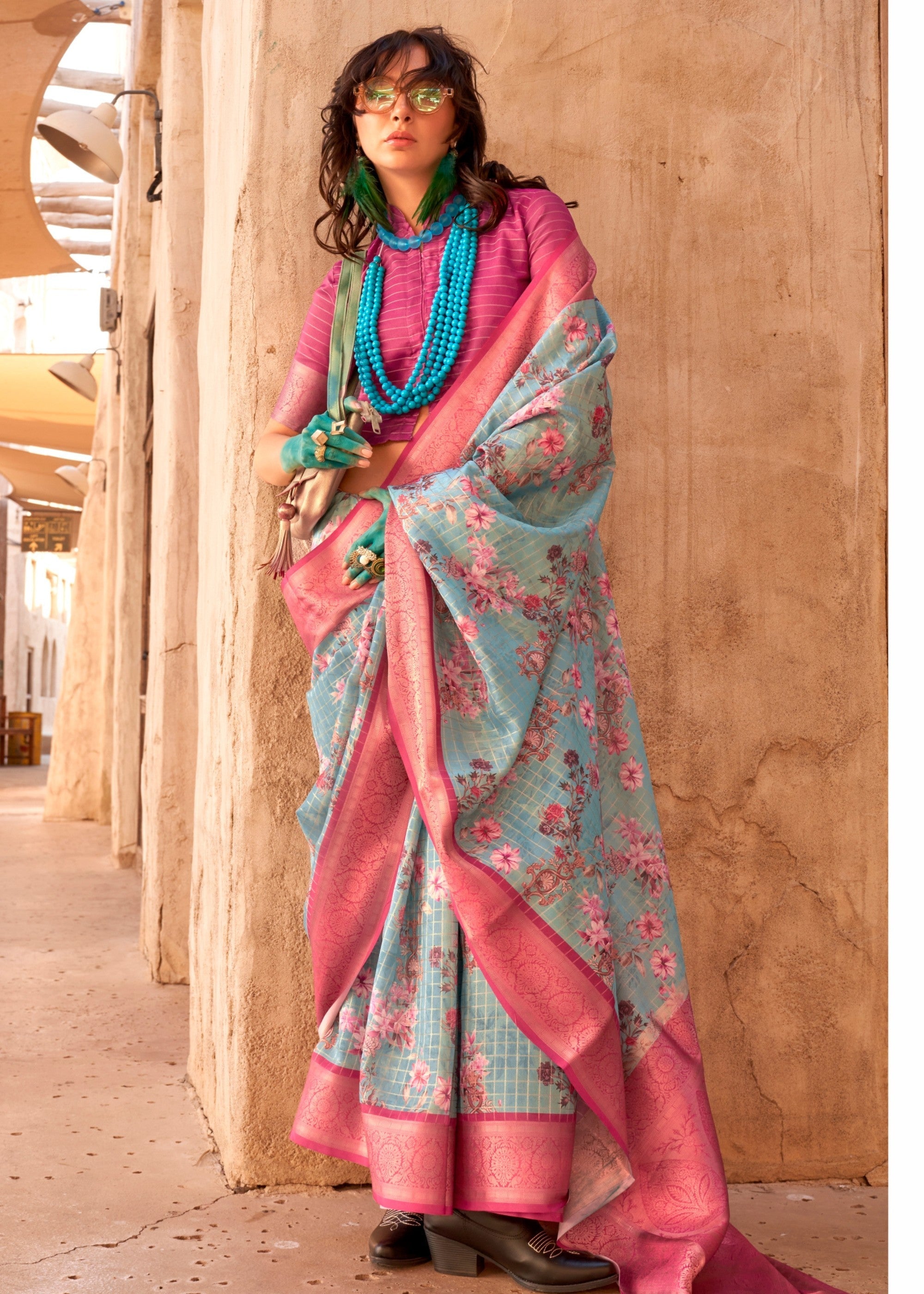 Raspberry Printed Handloom Georgette Saree - qivii