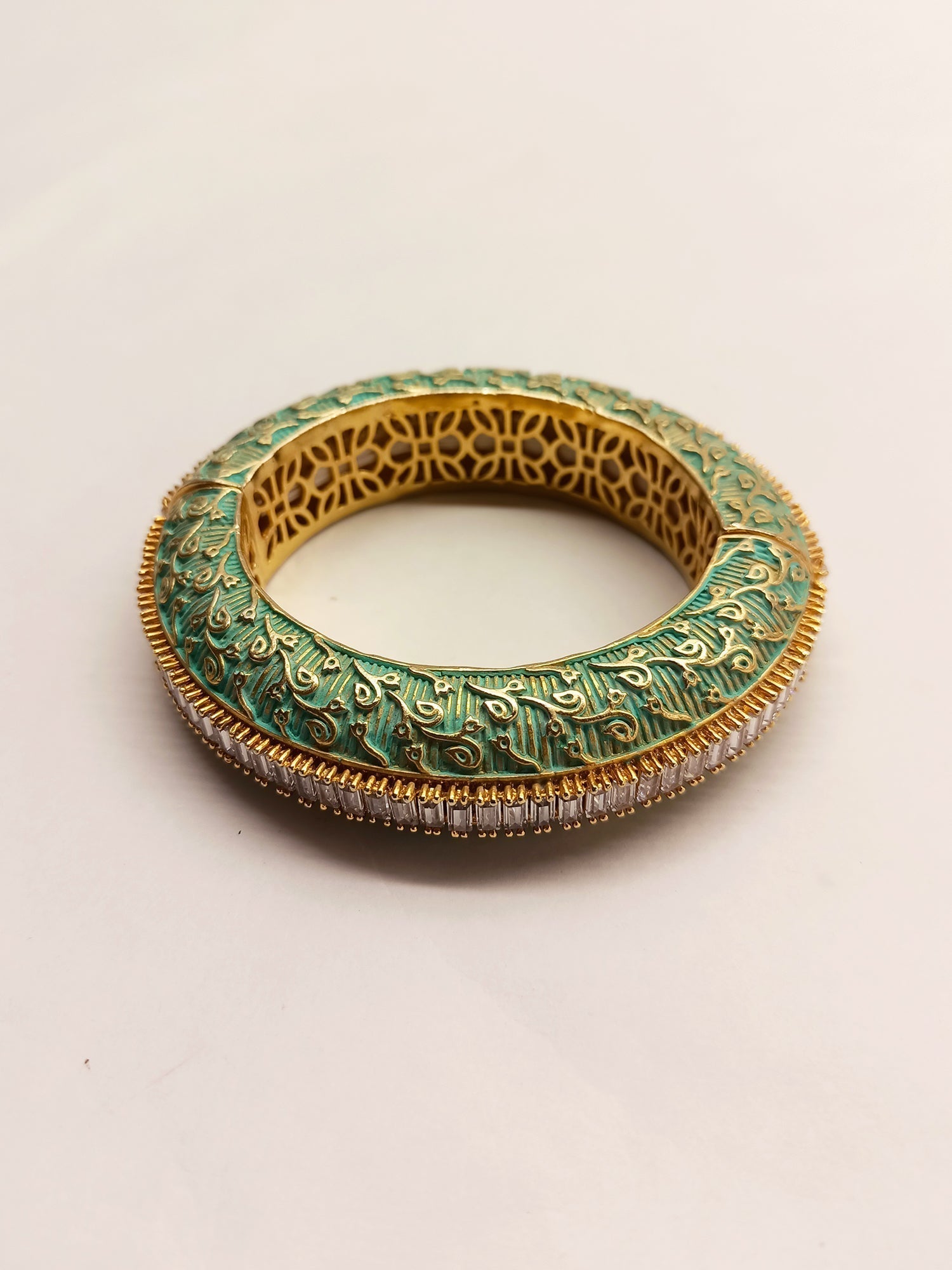 Oni Stretchable Mint Green Bracelet Kada - qivii