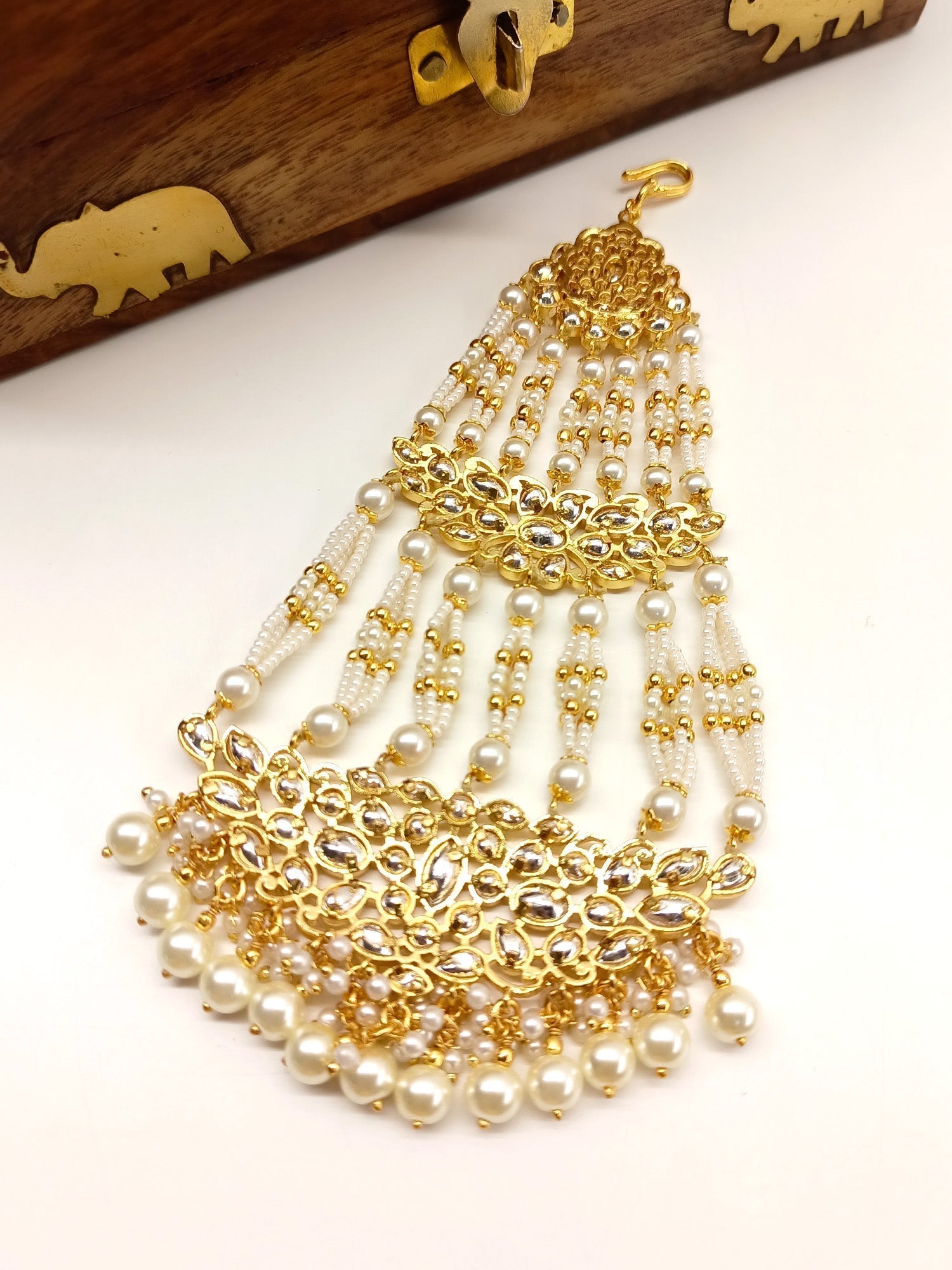 Tarasha White Kundan Passa - qivii