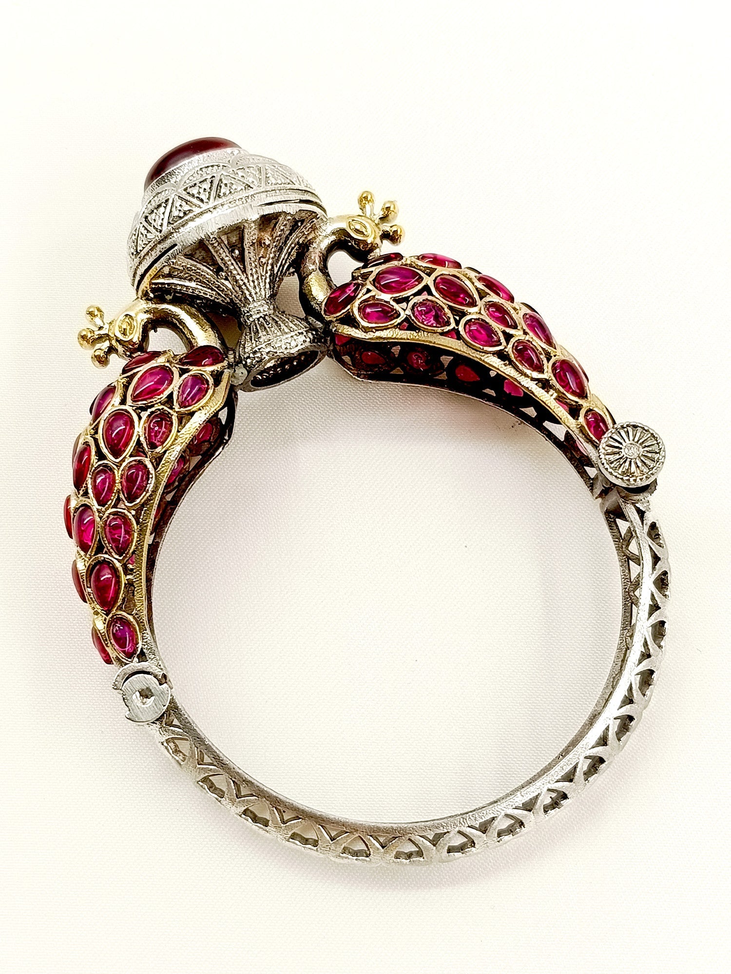 Ganishkha Majenta Peacock Oxidized Bracelet