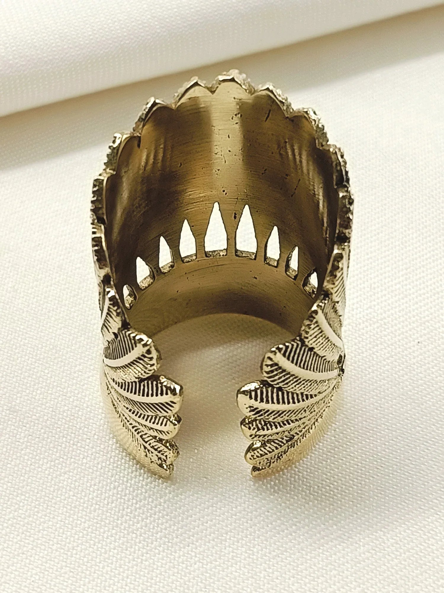 Lucia Golden Western Finger Ring