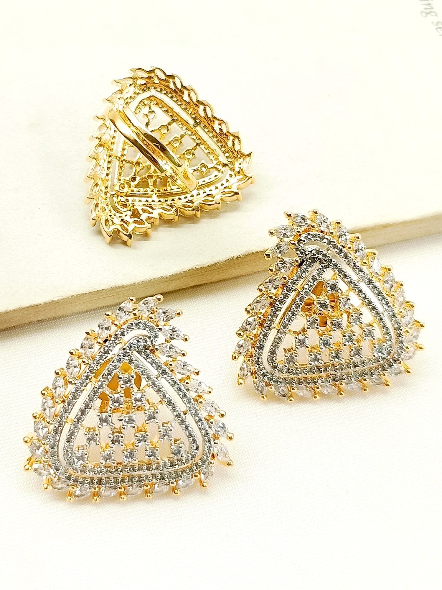Giya American Diamond Tops With Finger Ring - qivii