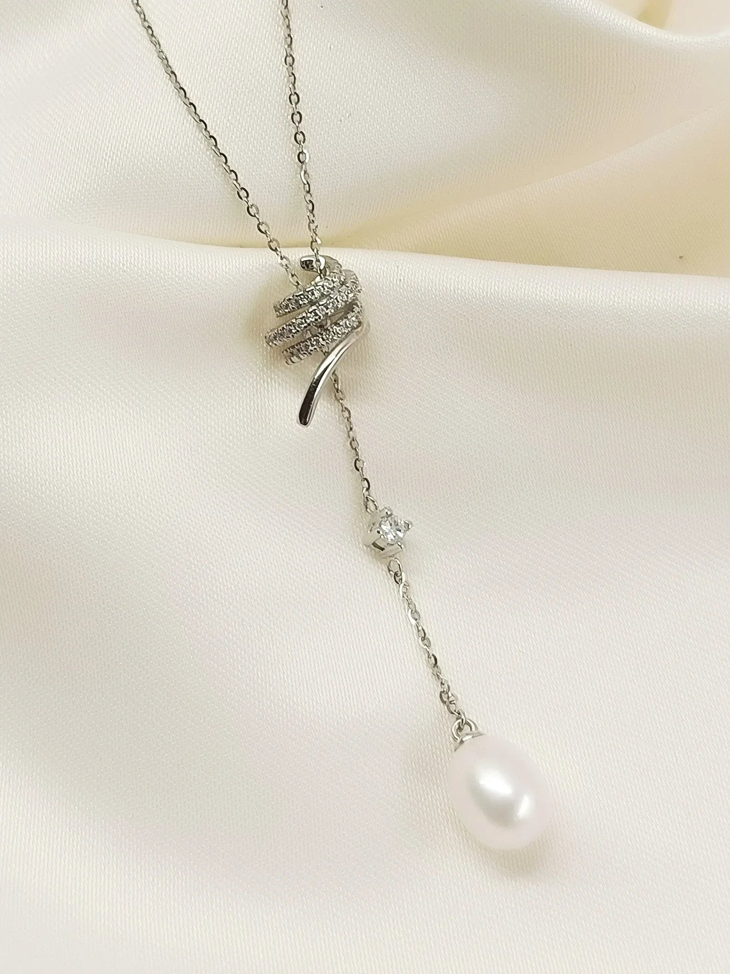 Ileana White 92.5 Silver American Diamond Pendal