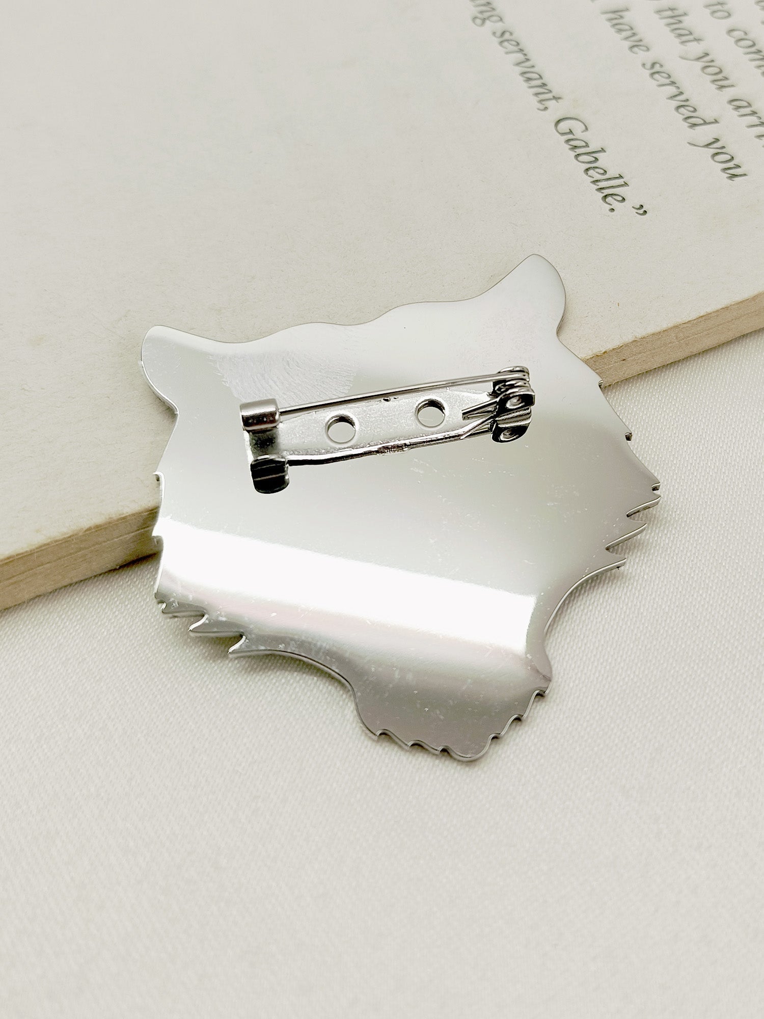 Saanvi Silver Tiger Men's Brooch