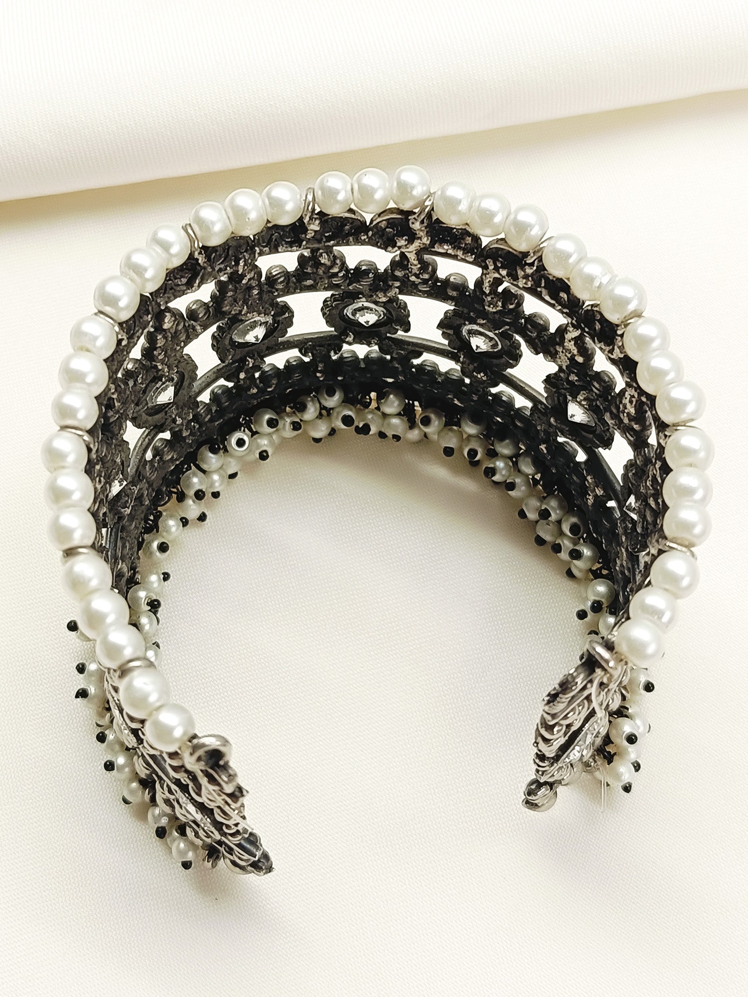 Fenja White Oxidized Bracelet