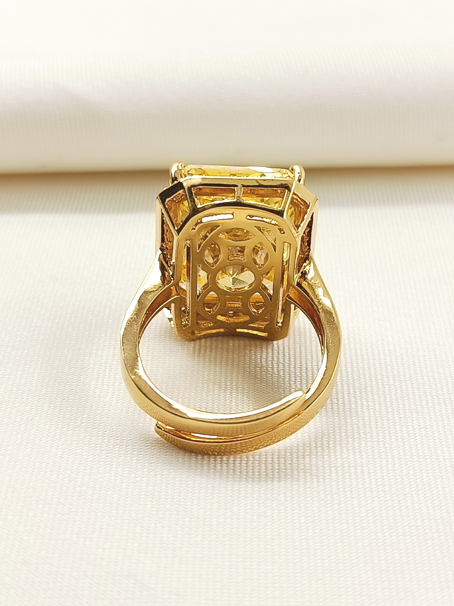 Farisha Yellow American Diamond Finger Ring