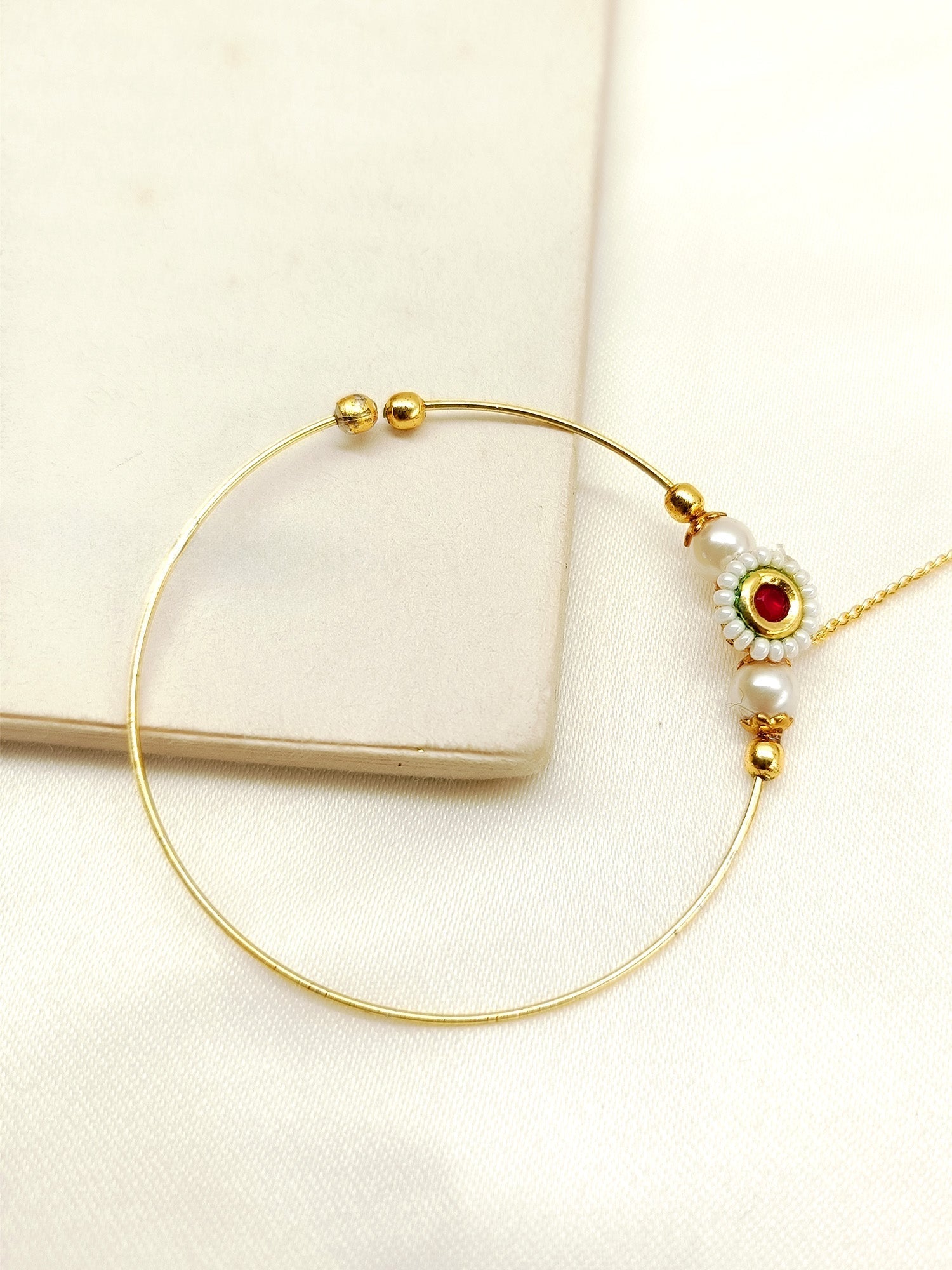 Aahna Ruby Kundan Bridal Nath - qivii