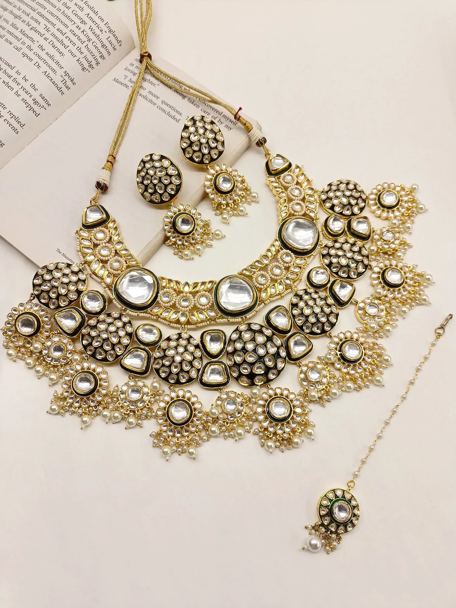 Aster Kundan Bridal Set