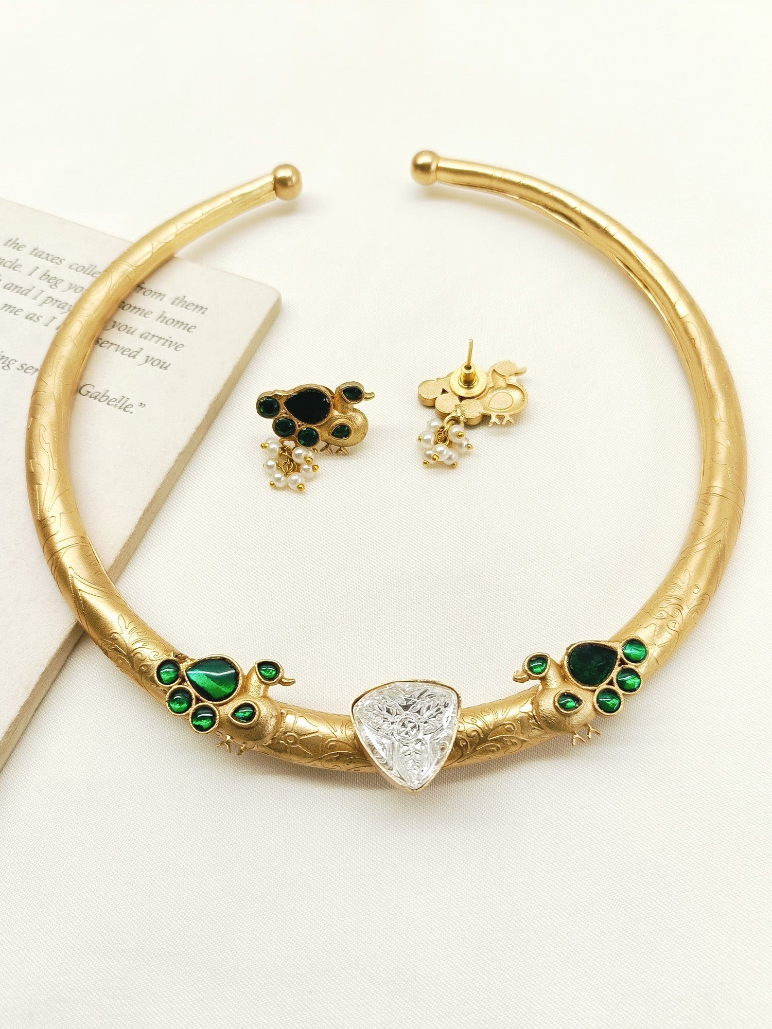 Shahnaaz Green Boutique Hasli Styled Choker Set