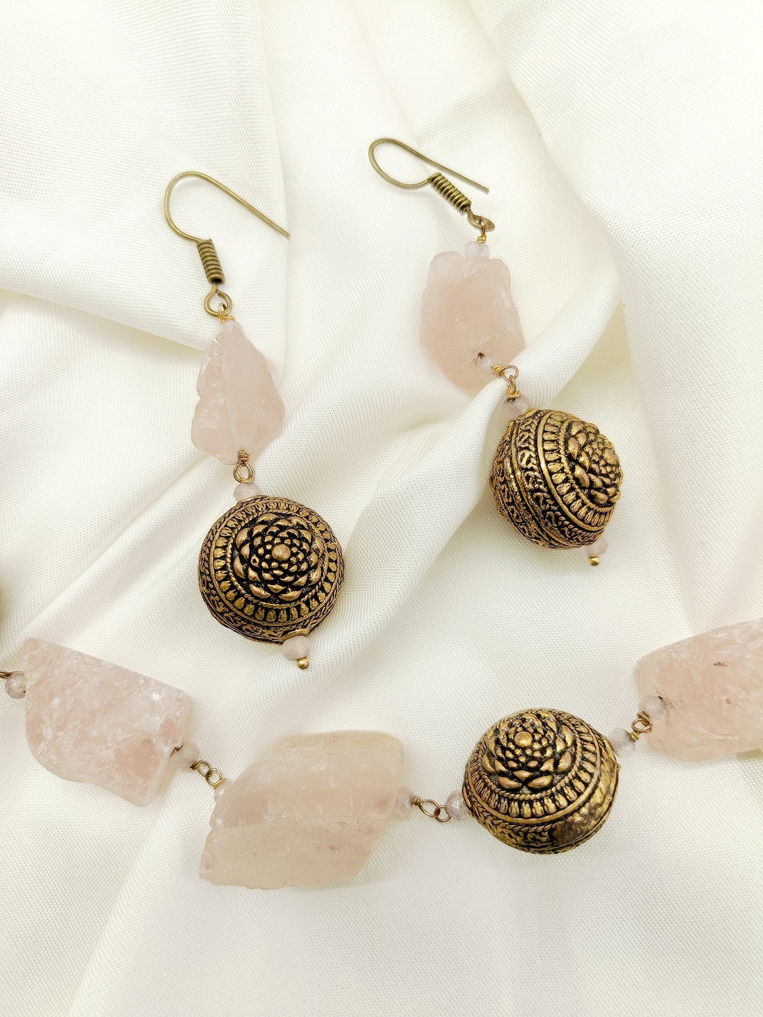 Harayan Baby Pink Natural Stone Necklace Set - qivii