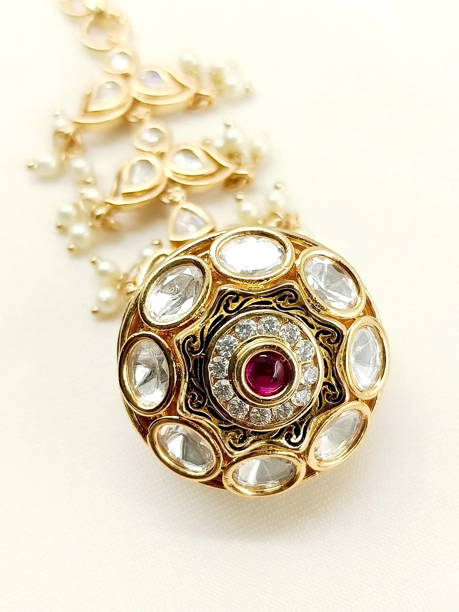 Bala Ruby Kundan Borla