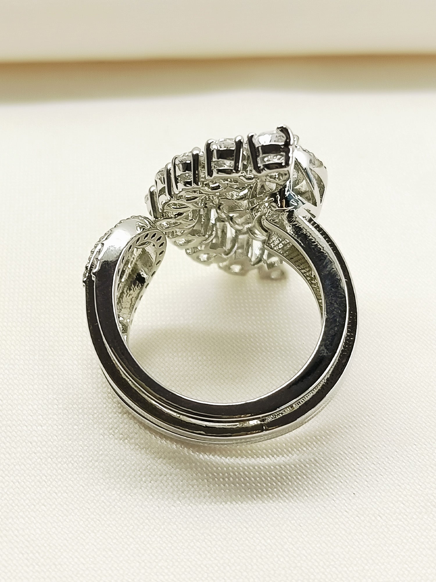 Selena 92.5 Silver American Diamond Finger Ring