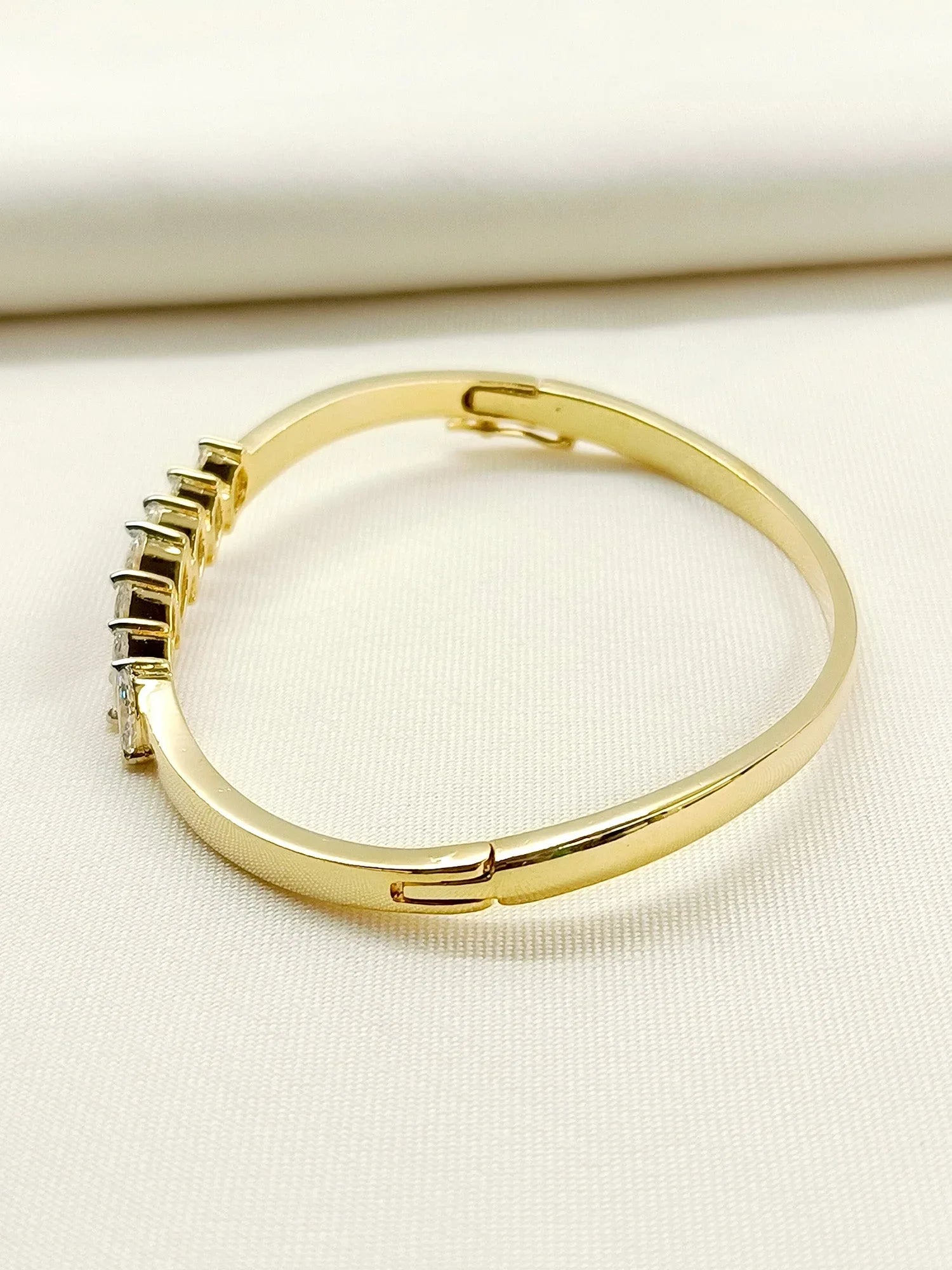 Meera 92.5 Silver Swarovski Stone Bracelet