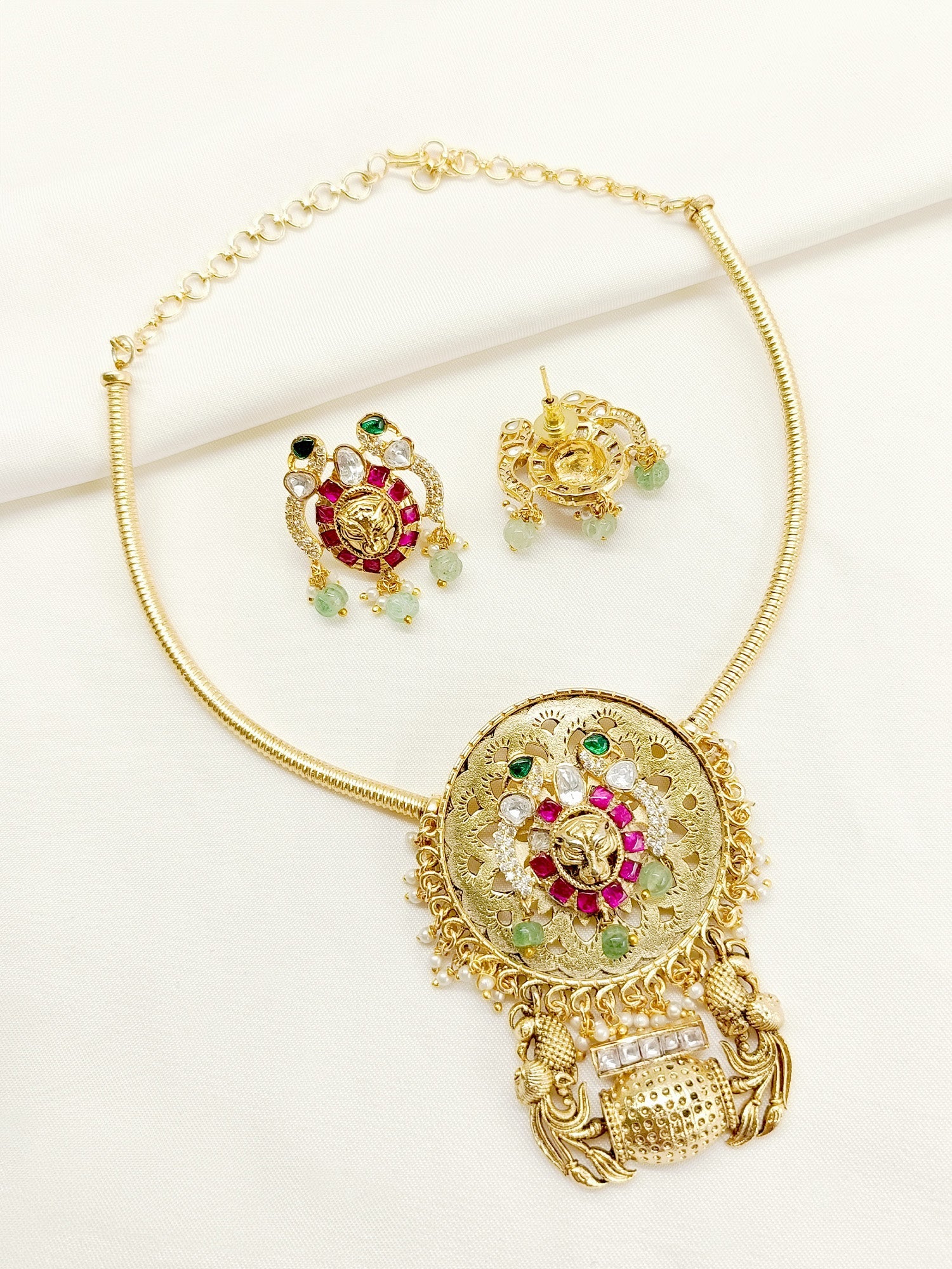 Kendy R&G Antique Necklace Set