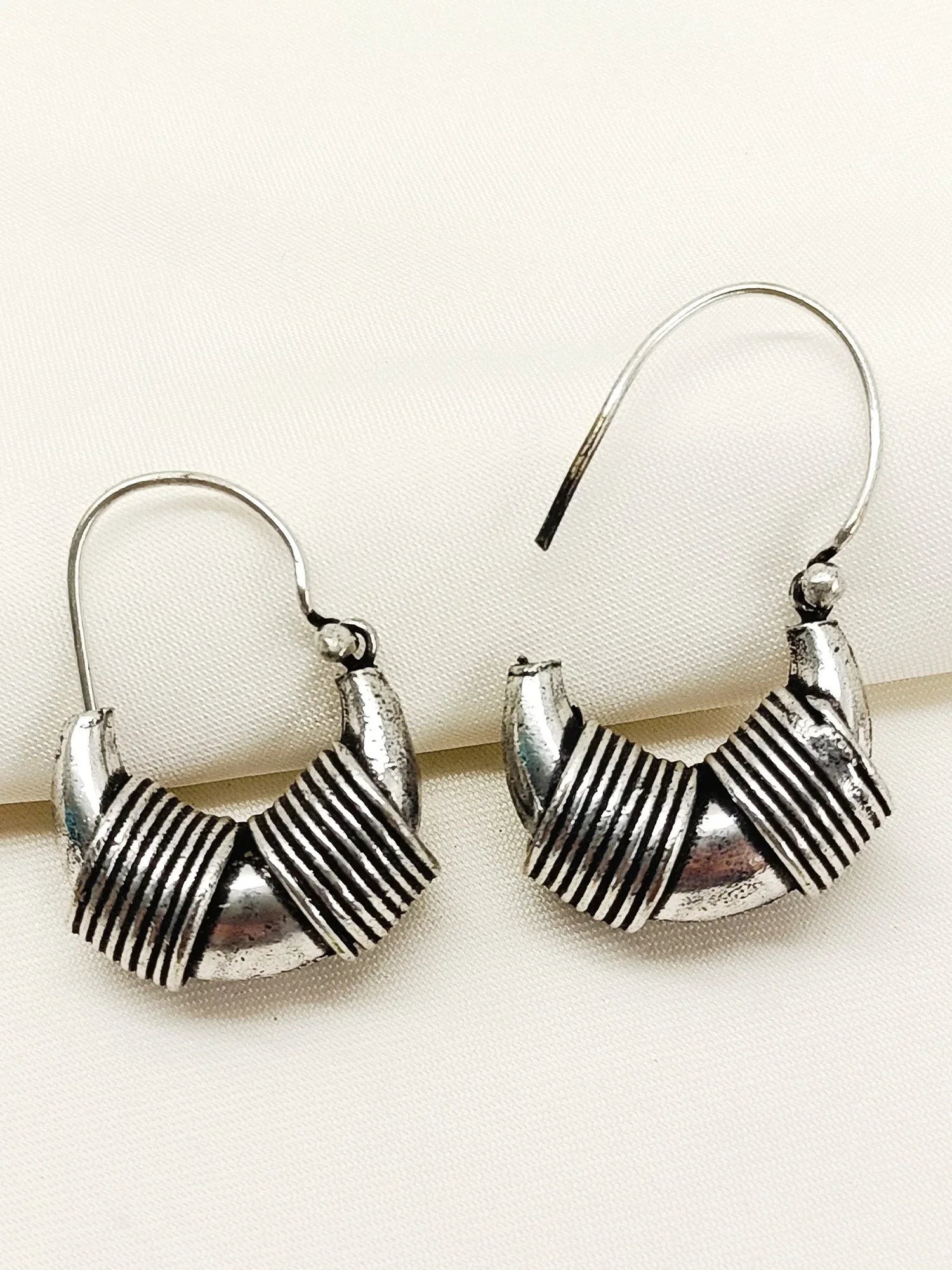 Panchita Plain Oxidized Earring