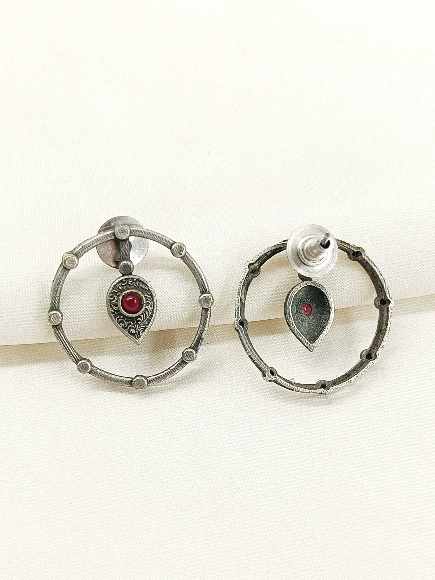 Rithun Red Oxidized Tops