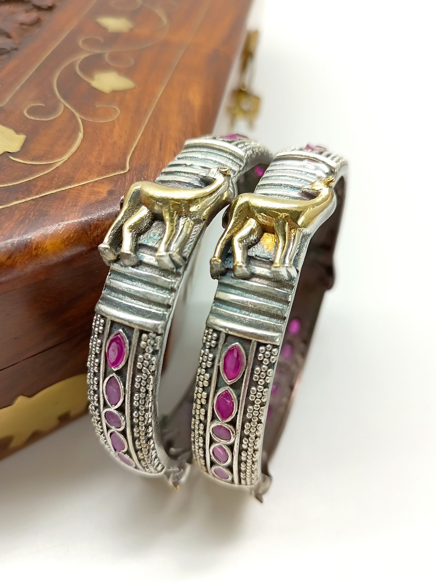 Surya Ruby Deer Oxidized Bangle - qivii