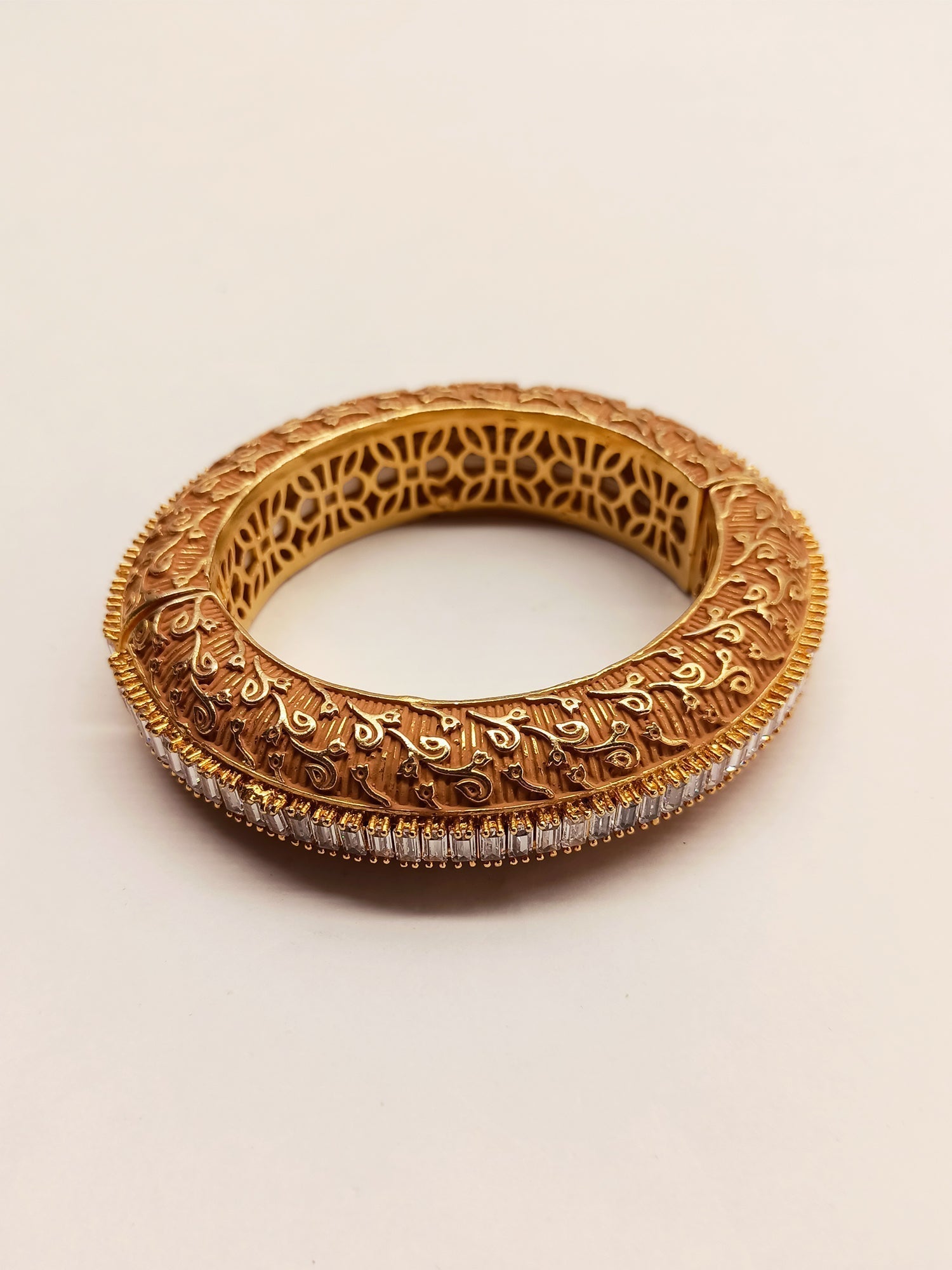 Kashvi Stretchable Peach Bracelet Kada - qivii