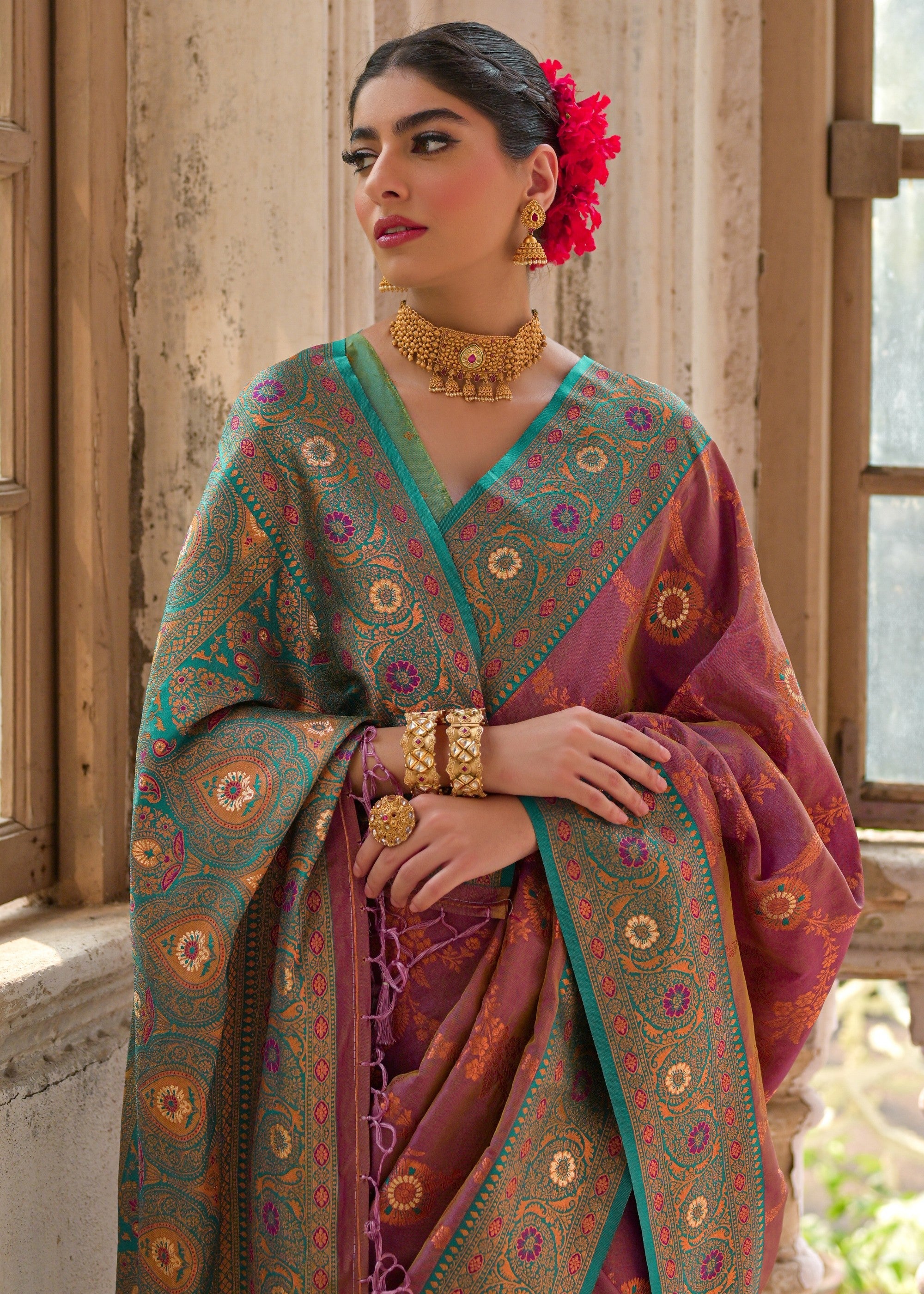 Wine Red All Over Flower Printed Zari Woven Banarasi Silk Saree With Contrast Pallu - qivii