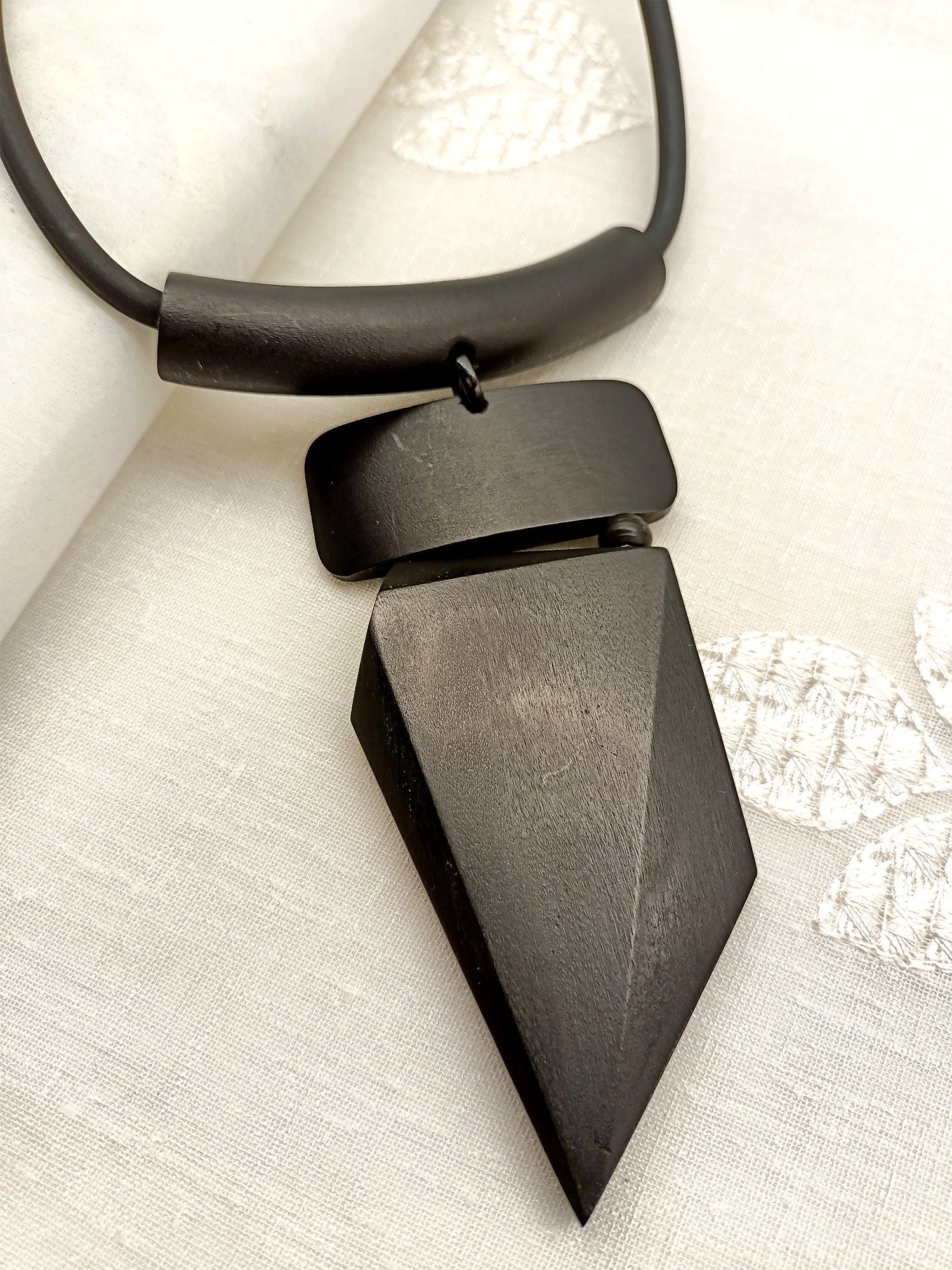 Rudrakshi Black Long Indo Western Neckpiece - qivii