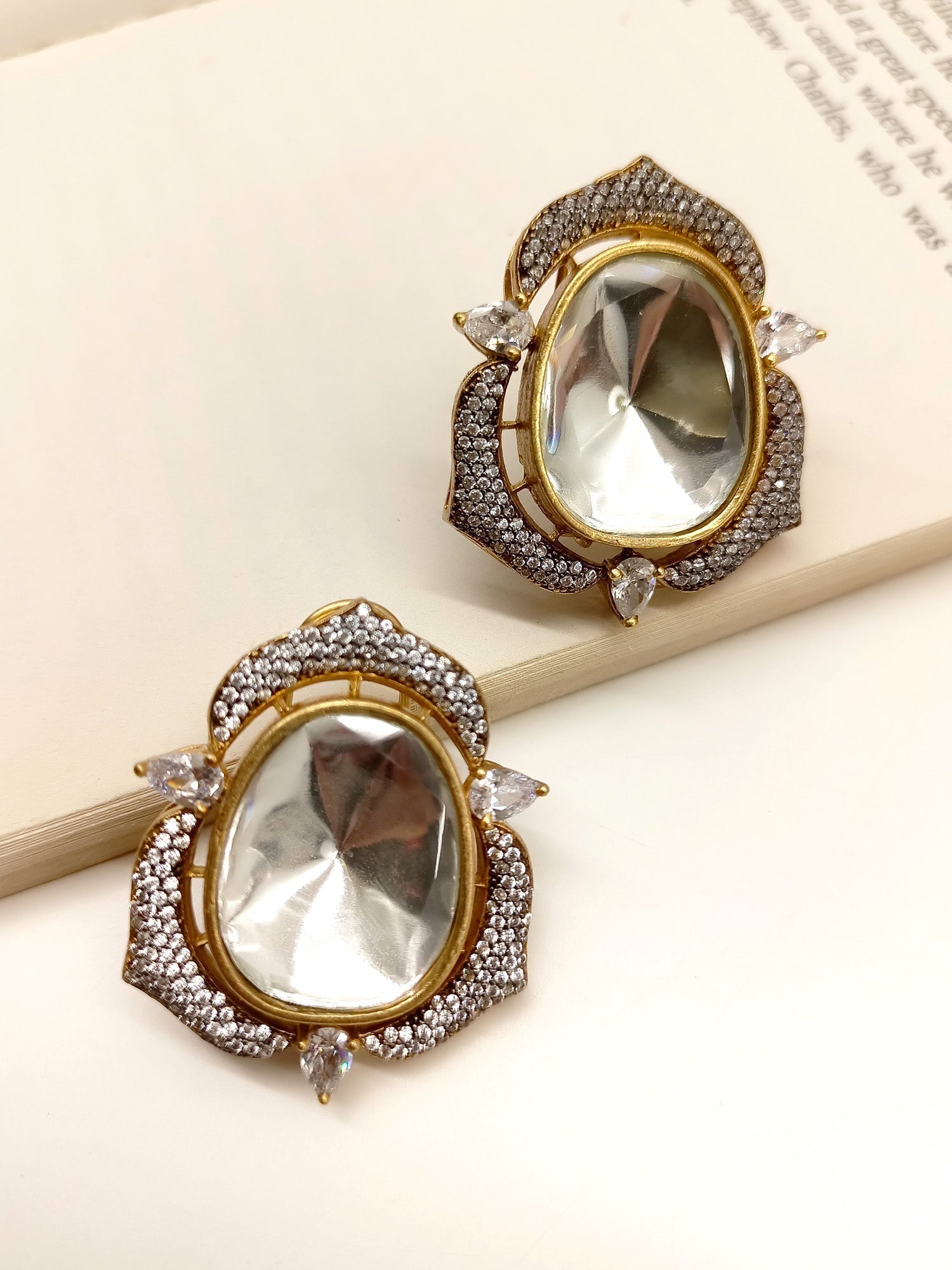 Elegant Diamond Polki Tops with brilliant design and gold plated brass metal