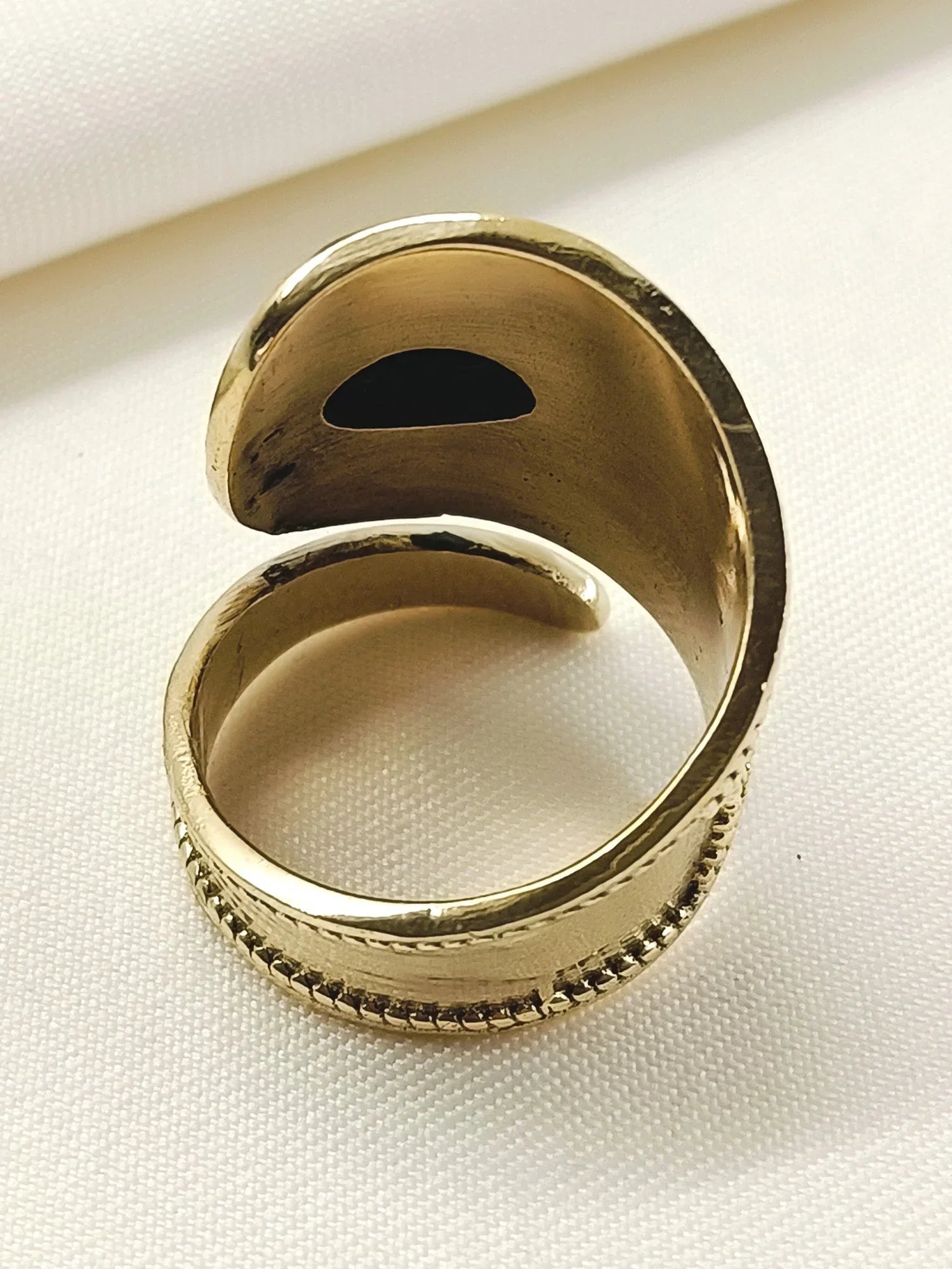 Shannon Black Western Finger Ring