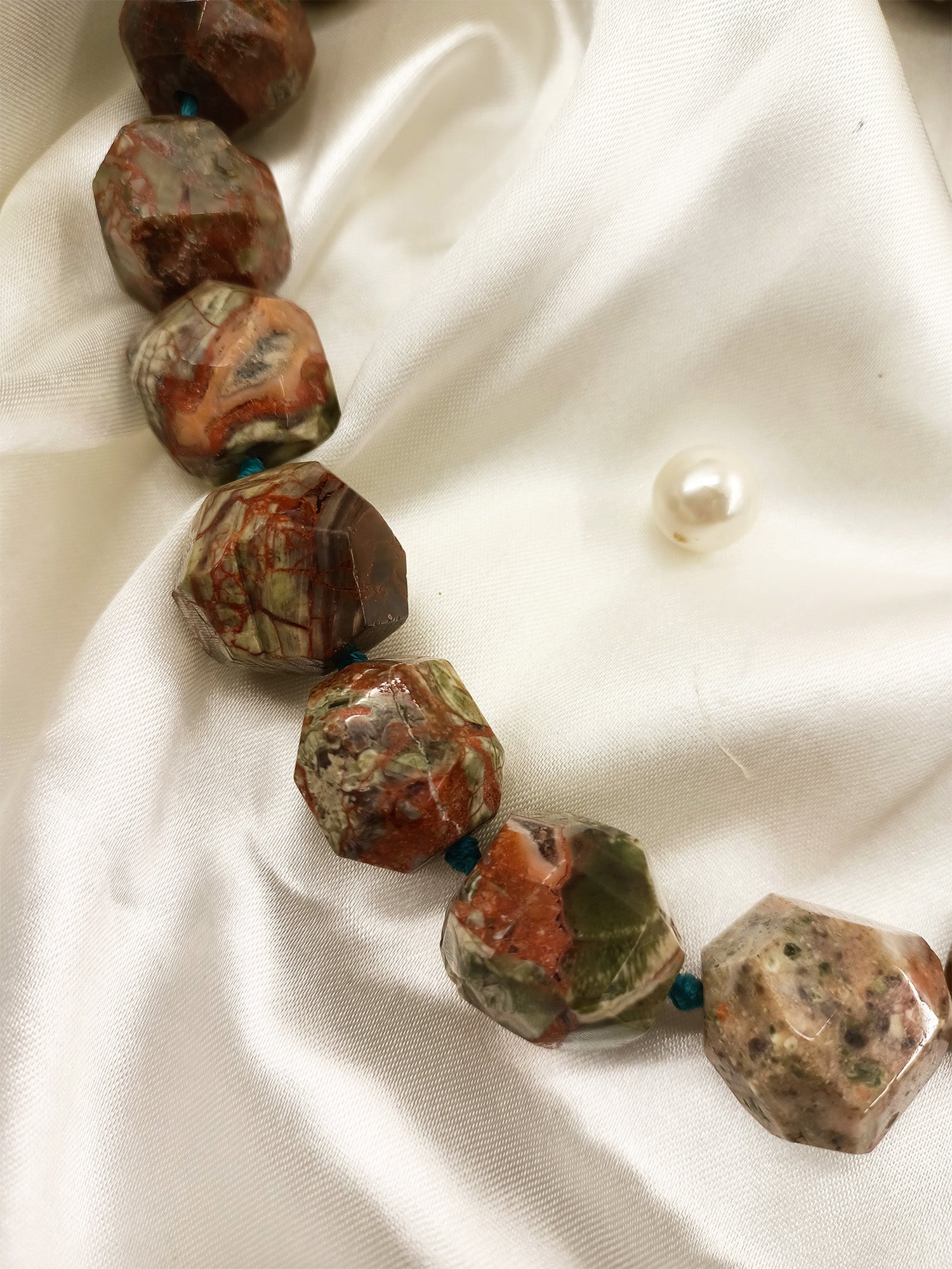 Antra Agate Necklace - qivii