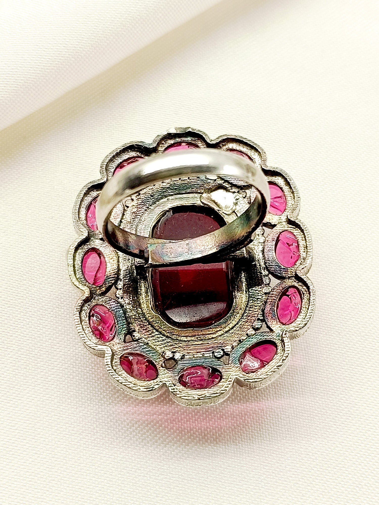 Shaan Majenta Oxidized Finger Ring - qivii