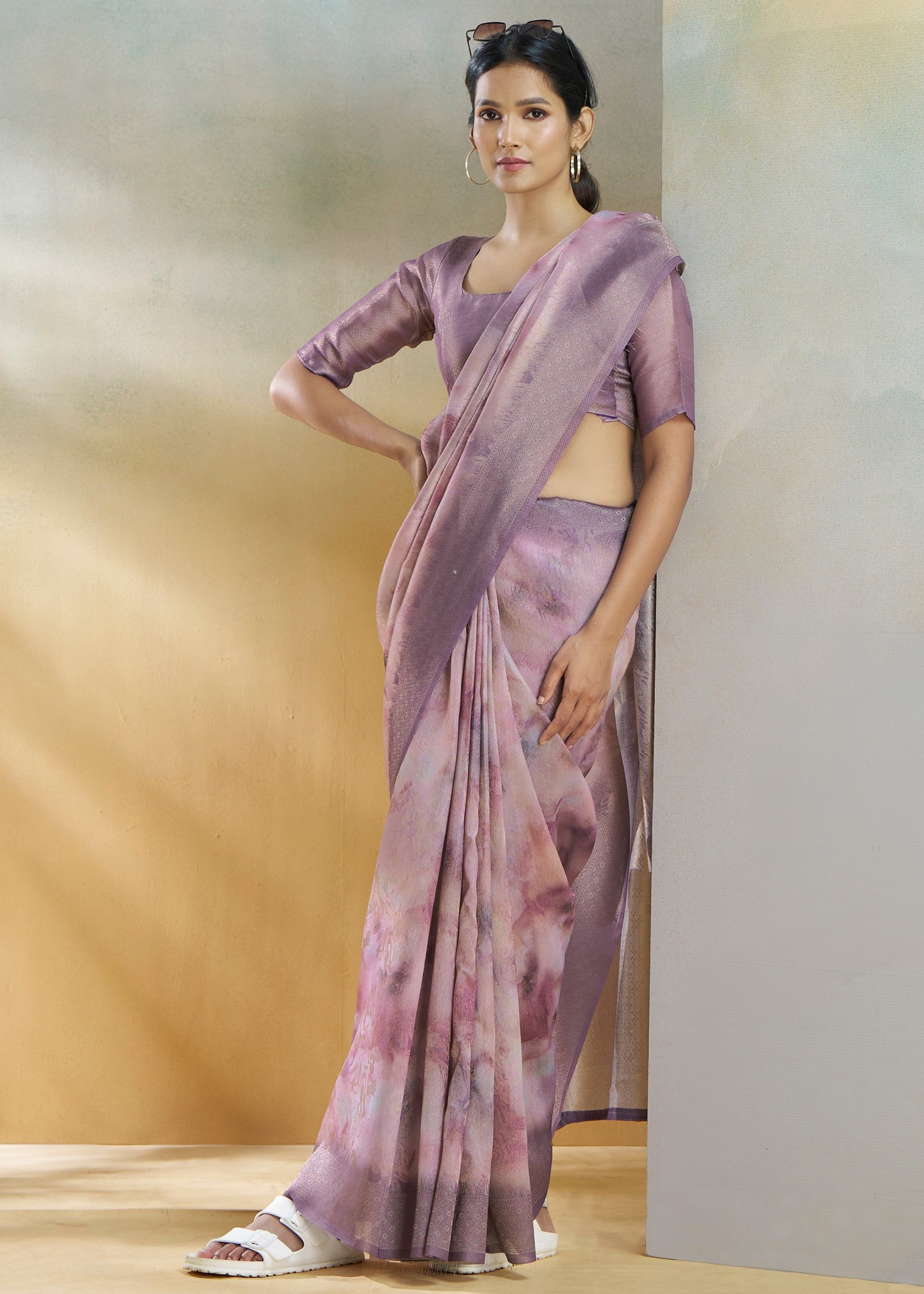 Royal Purple Handloom Weaving Silk Saree - qivii