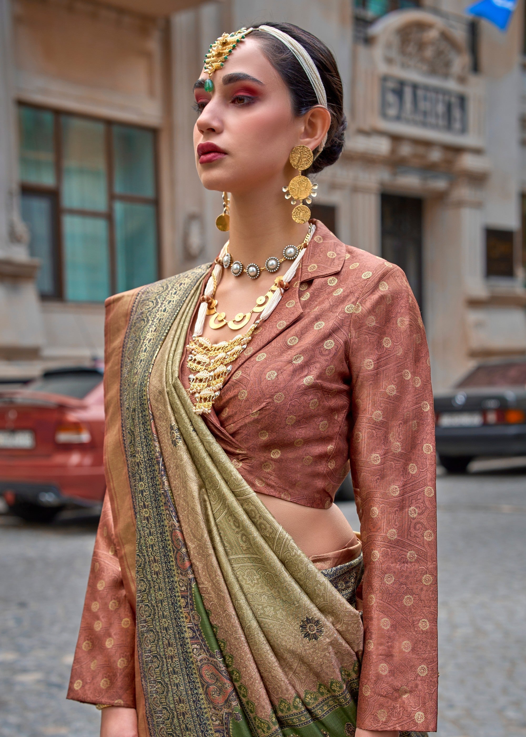 Moss Green Poly Viscose Silk Saree With Foil Print - qivii