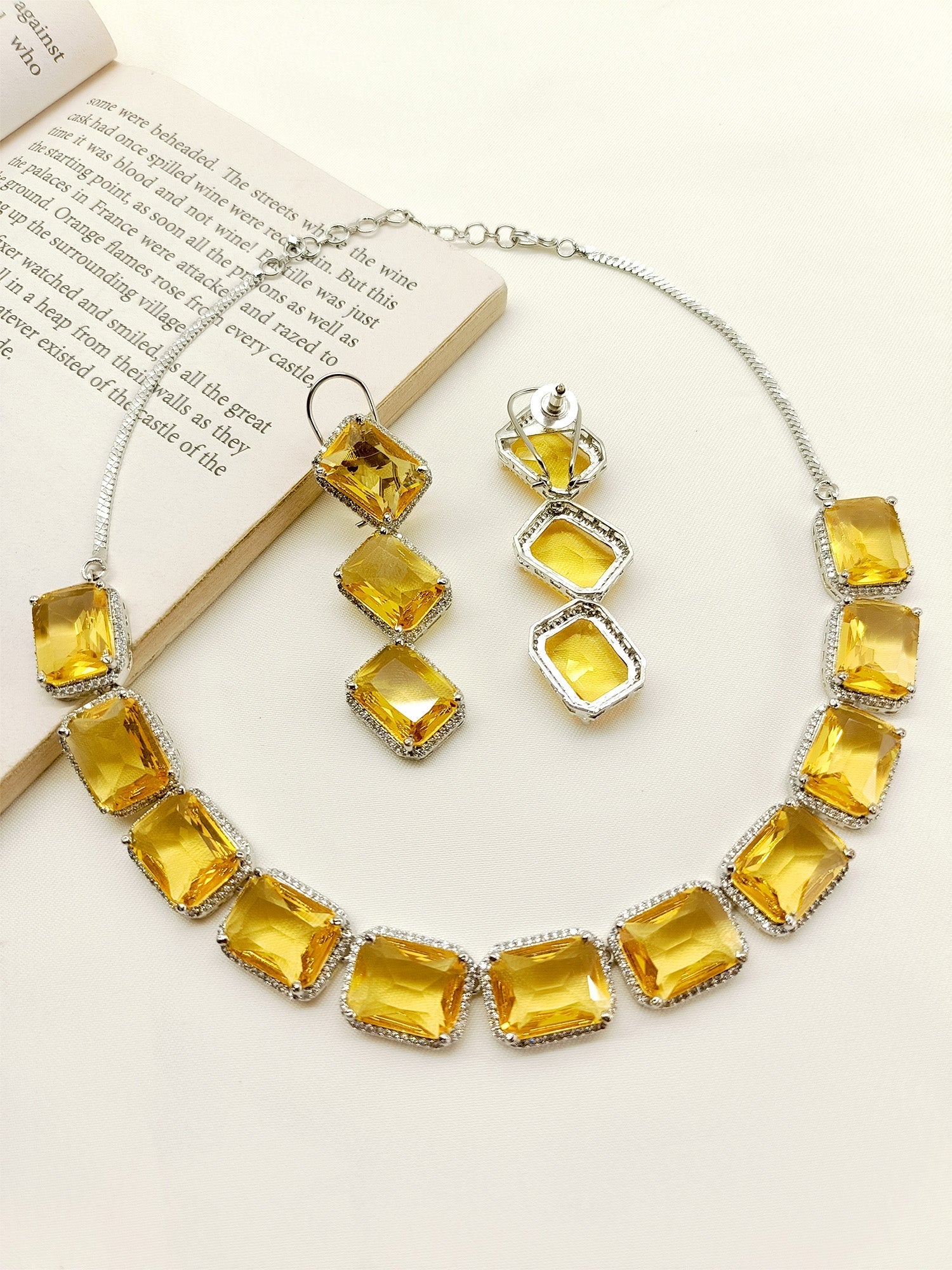 Mini Yellow Swarovski Stone Necklace Set - qivii
