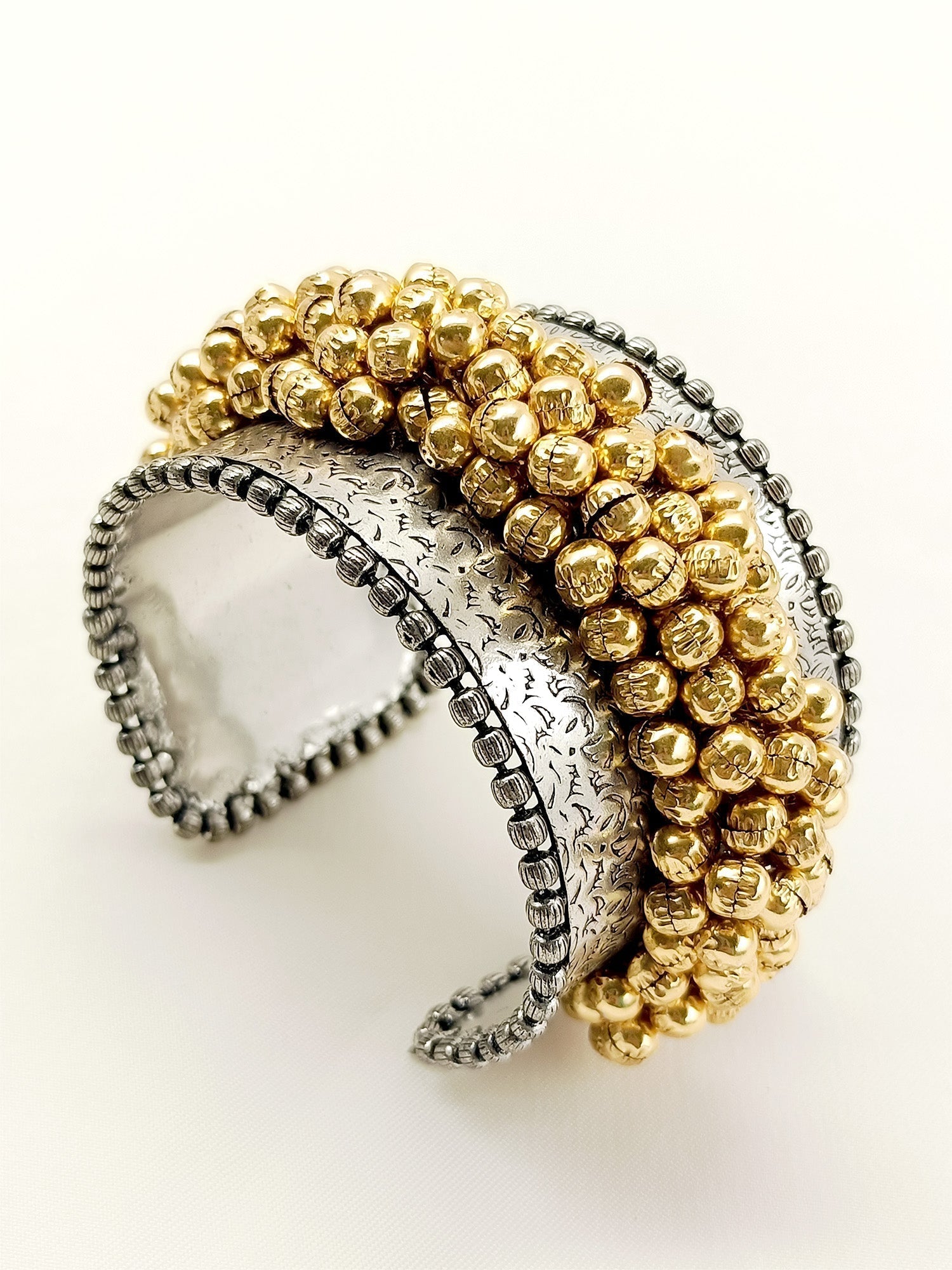 Aubrae Plain Oxidized Kada - qivii