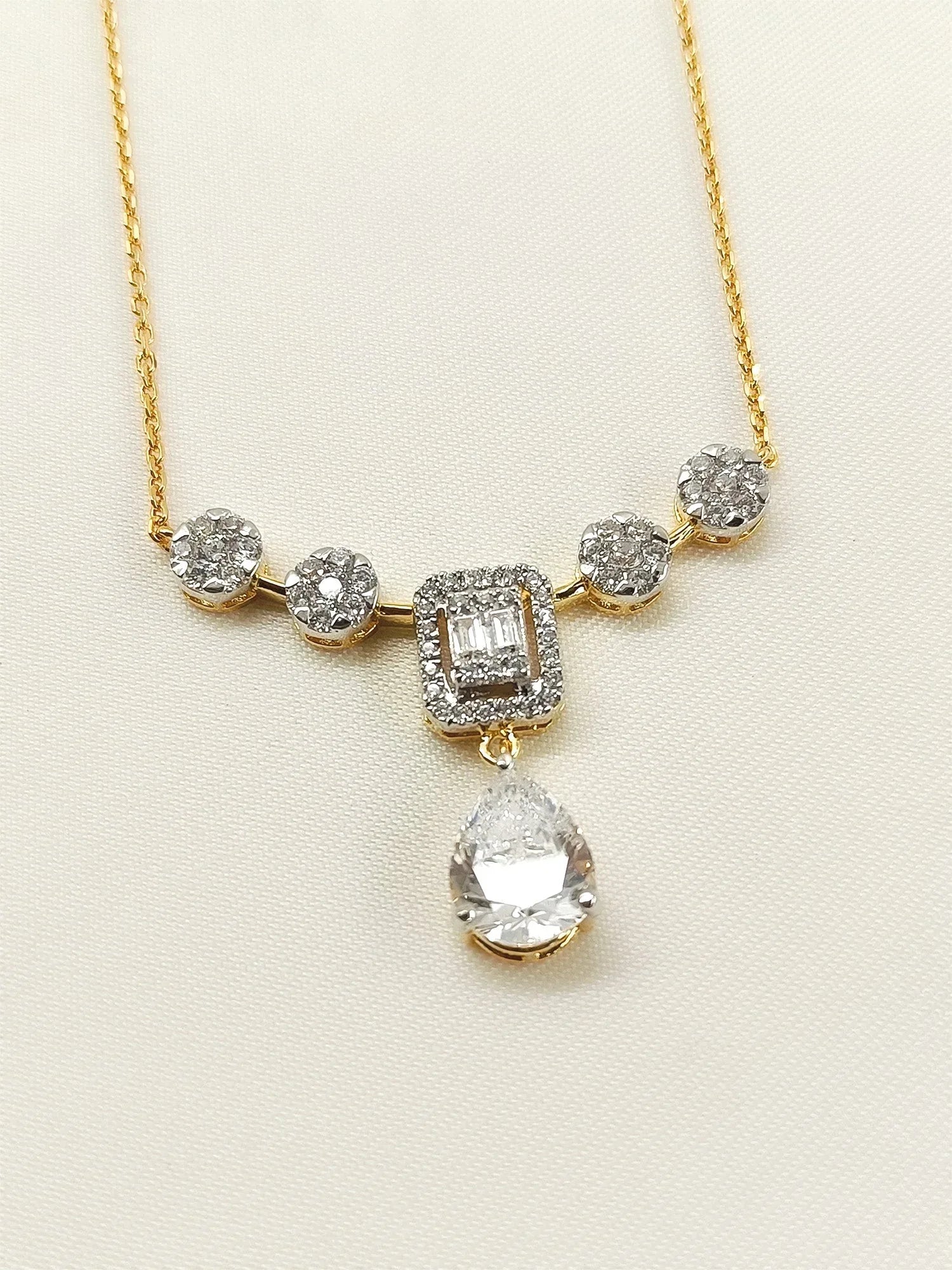 Adhira 92.5 Silver Swarovski Stone Pendal