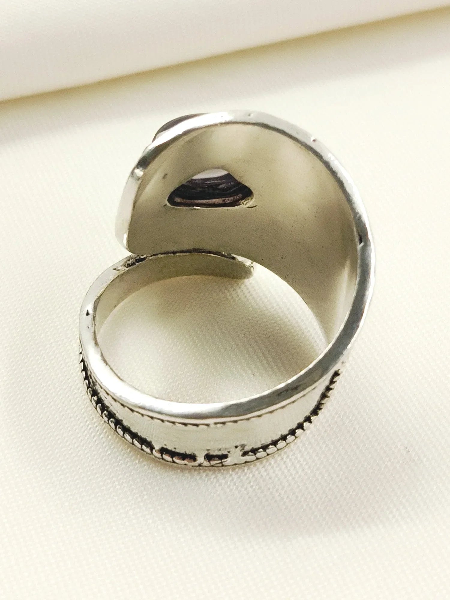 Tamara Purple Western Finger Ring