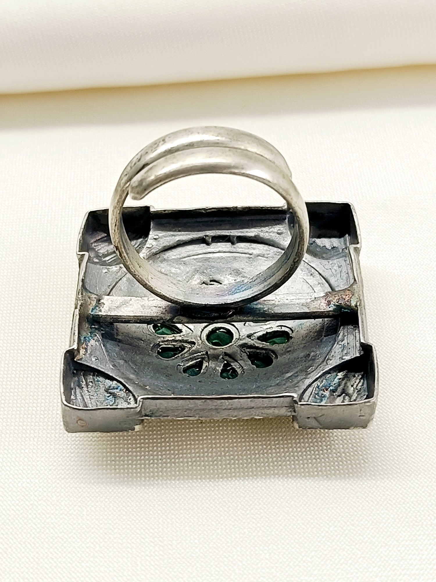 Kim Green Oxidized Finger Ring