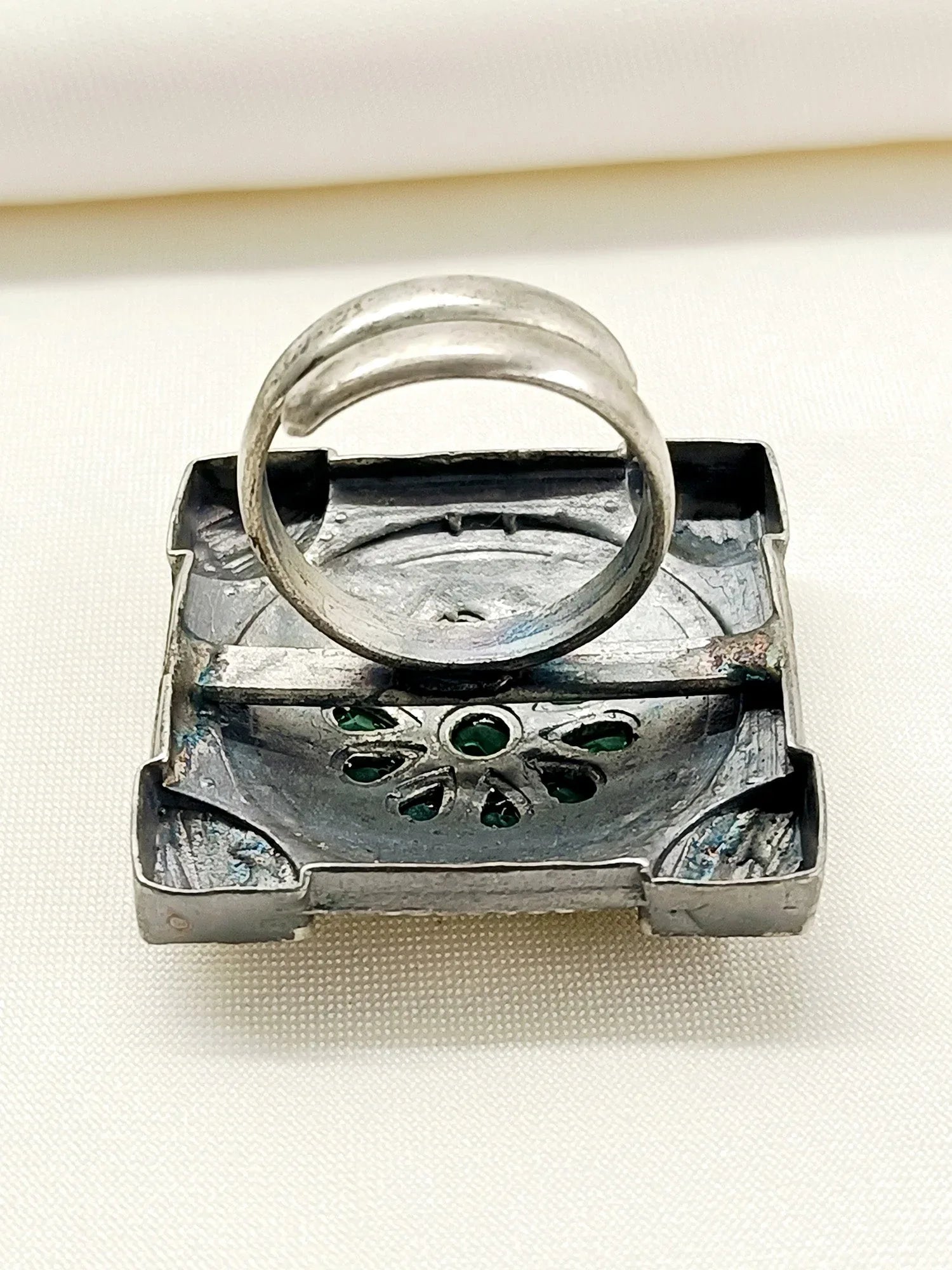 Kim Green Oxidized Finger Ring