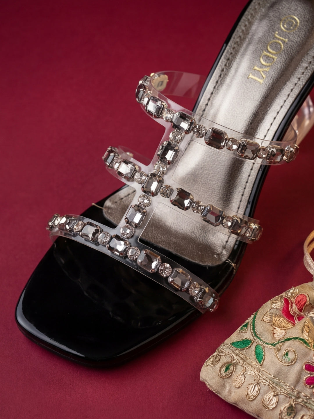 Kainaat Heels