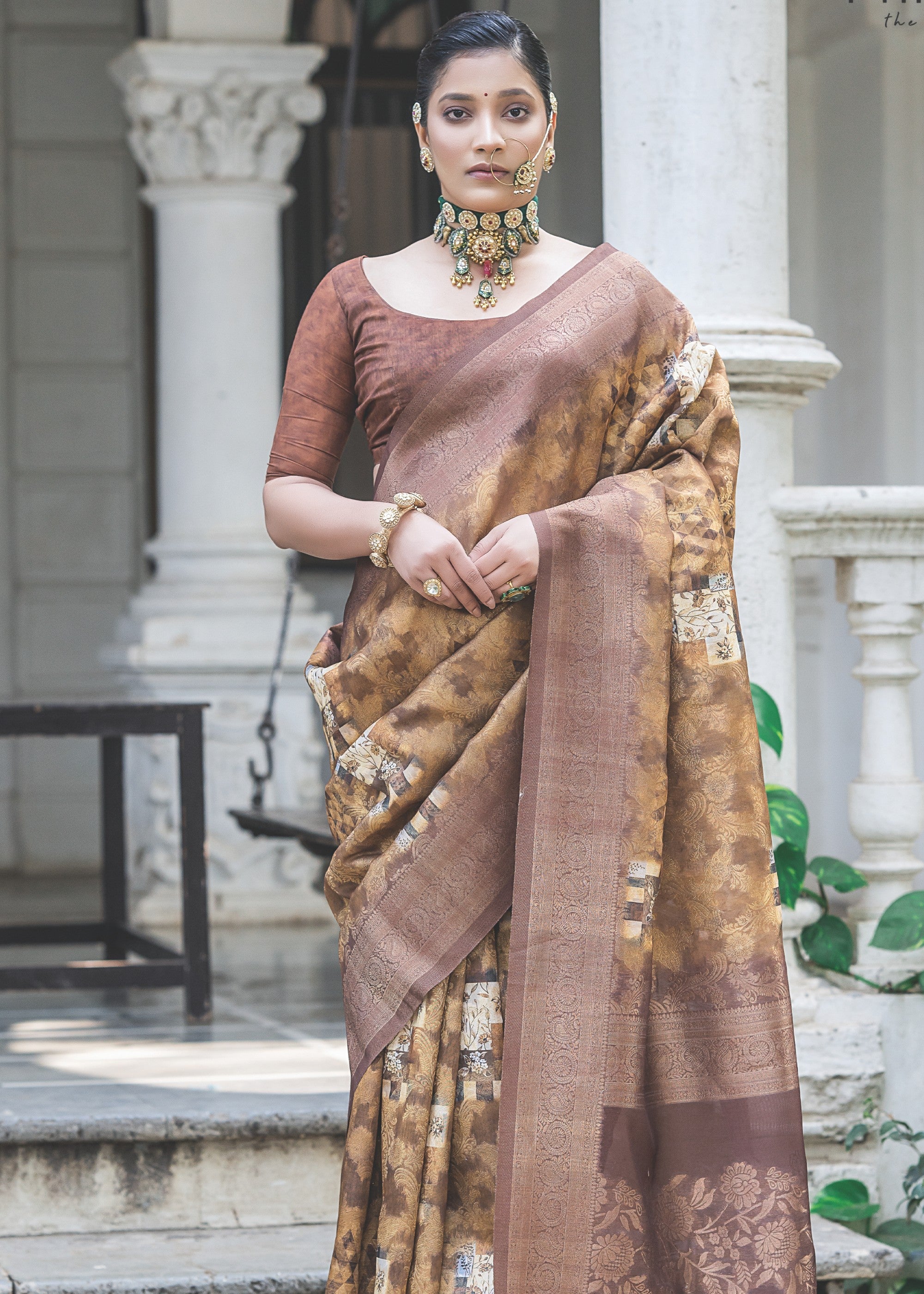 Toffee Brown Woven Silk Saree with Contrast Pallu - qivii
