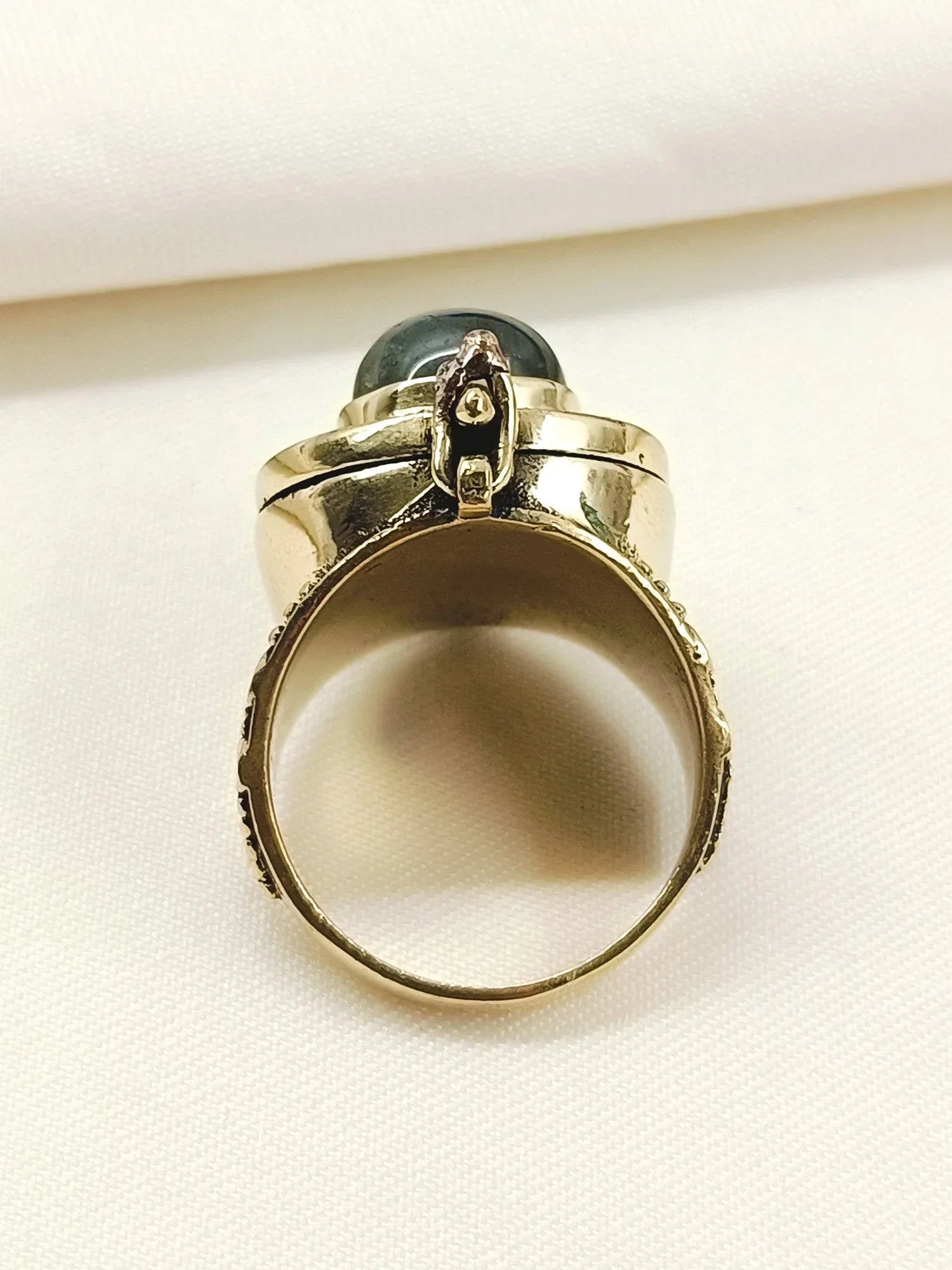 Bhanuja Black Western Finger Ring