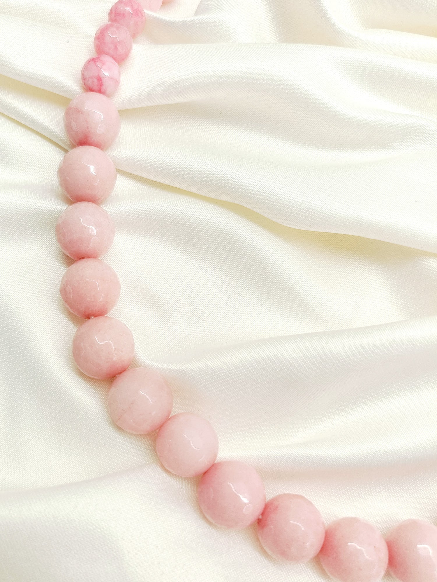 Takshi Pink Beads Neckpiece - qivii