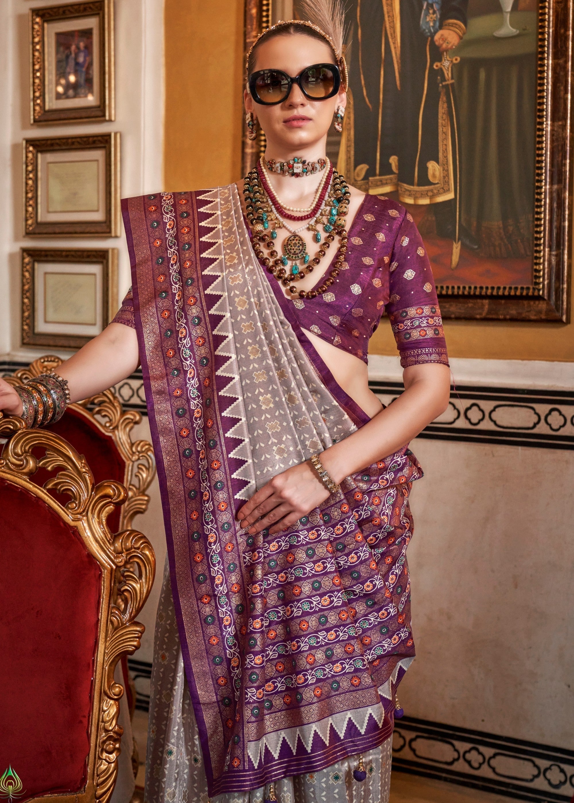 Misty Grey Silk Saree With Traditional Classic Design - qivii