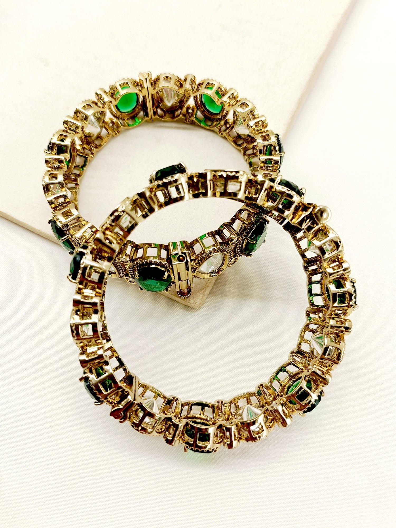 Nitibhaa Green Victorian Bangle Set Of 2