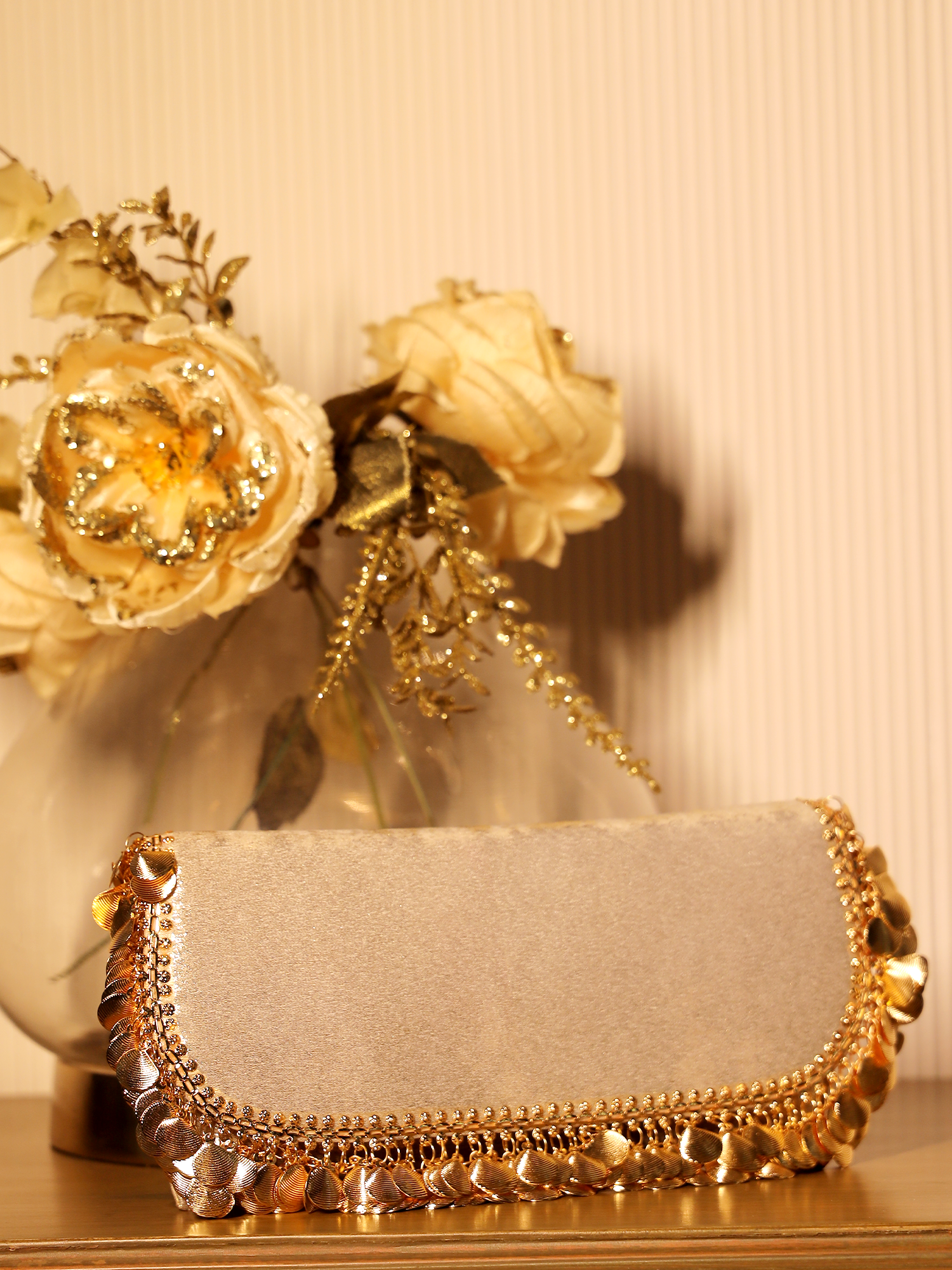Shriya Golden Evening Clutch